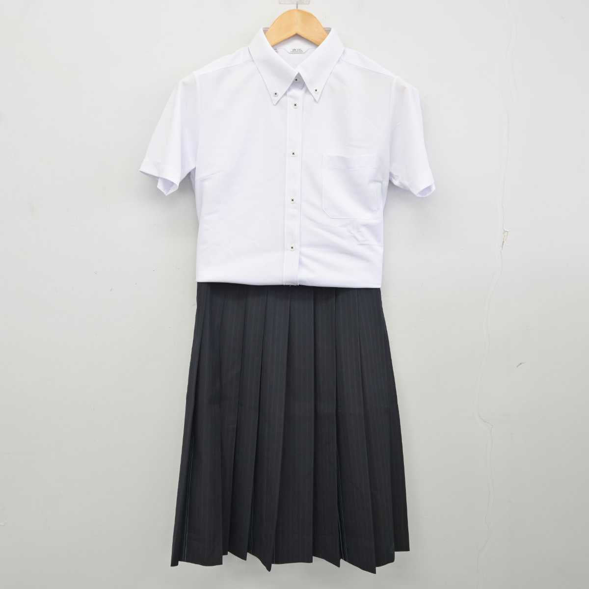 【中古】群馬県 太田市立太田高等学校 女子制服 2点 (シャツ・スカート) sf075385