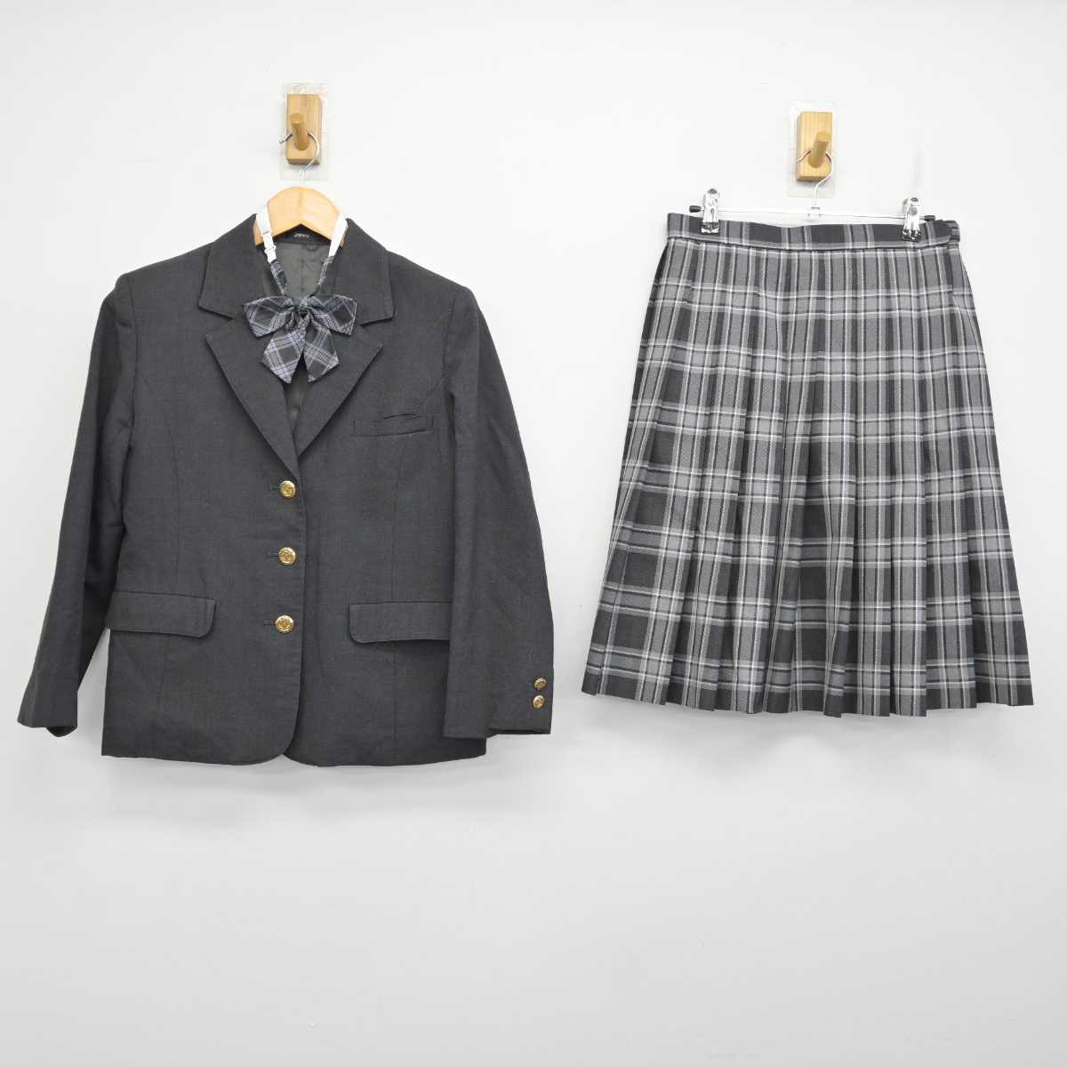 【中古】東京都 大泉桜高等学校 女子制服 3点 (ブレザー・スカート) sf075470