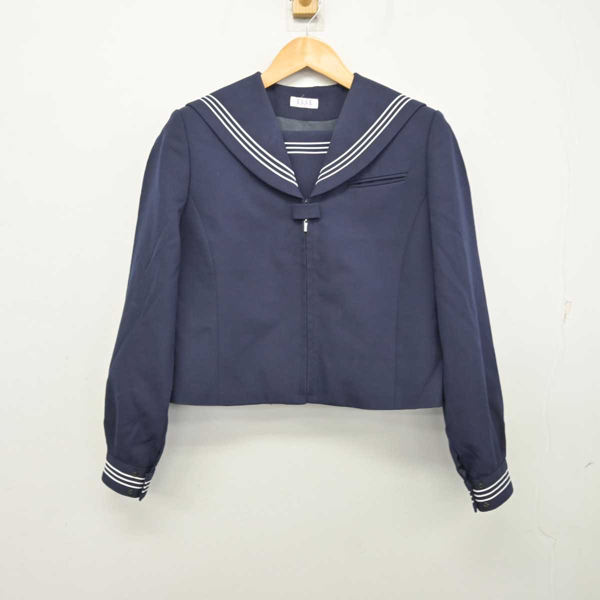 【中古】秋田県 秋田東中学校 女子制服 2点 (セーラー服・スカート) sf075566