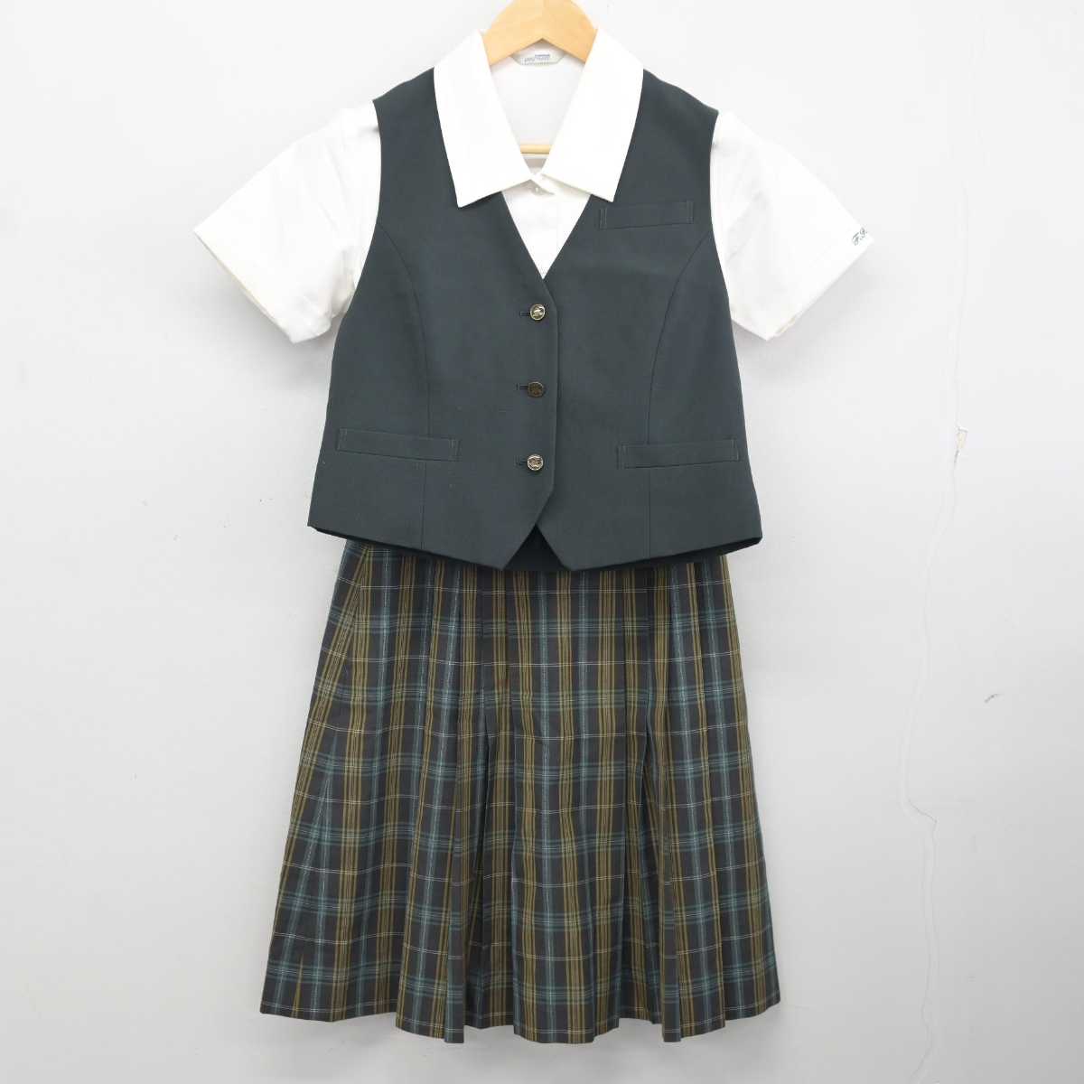 【中古】静岡県 富士宮北高等学校 女子制服 3点 (ベスト・シャツ・スカート) sf075574