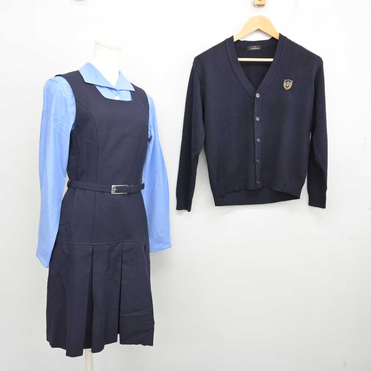 【中古】長崎県 聖和女子学院中学校・高等学校 女子制服 5点 (ブレザー・ニット・ジャンパースカート・シャツ) sf075676