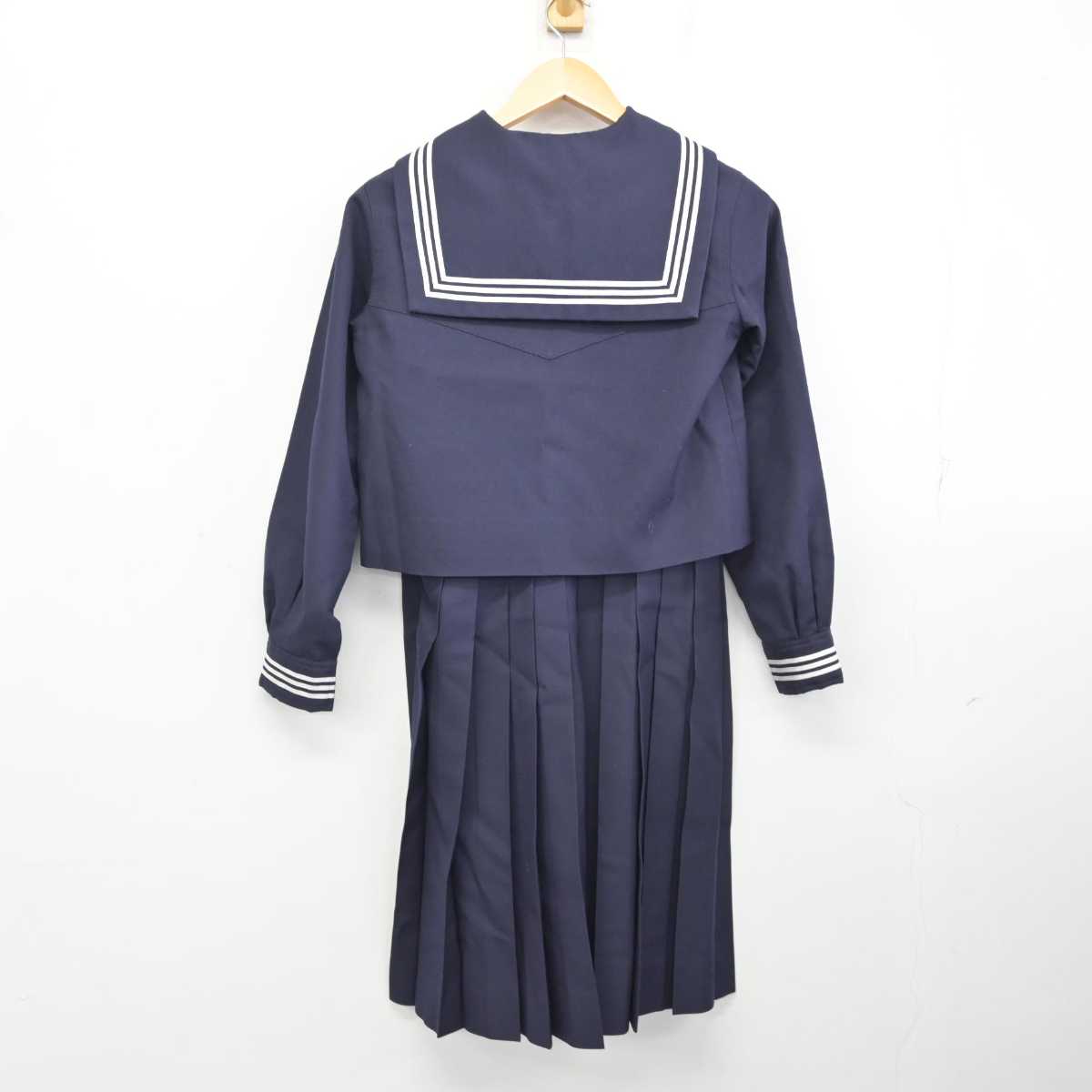 【中古】東京都 大妻中学高等学校 女子制服 3点 (セーラー服・スカート) sf075775