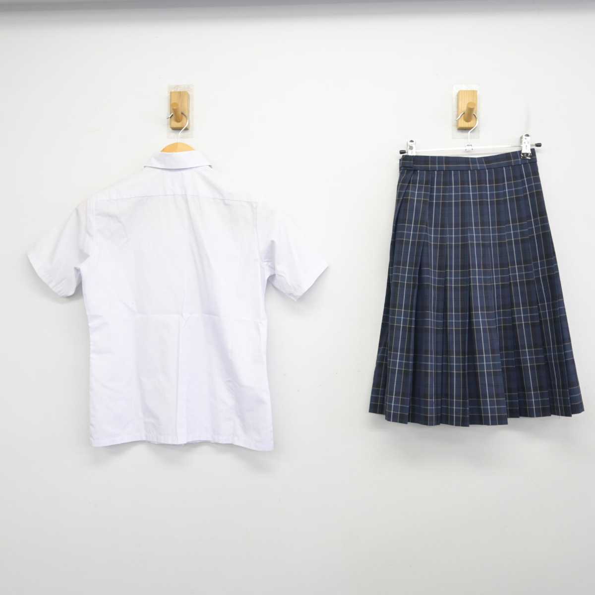 【中古】埼玉県 城南中学校 女子制服 2点 (シャツ・スカート) sf075806