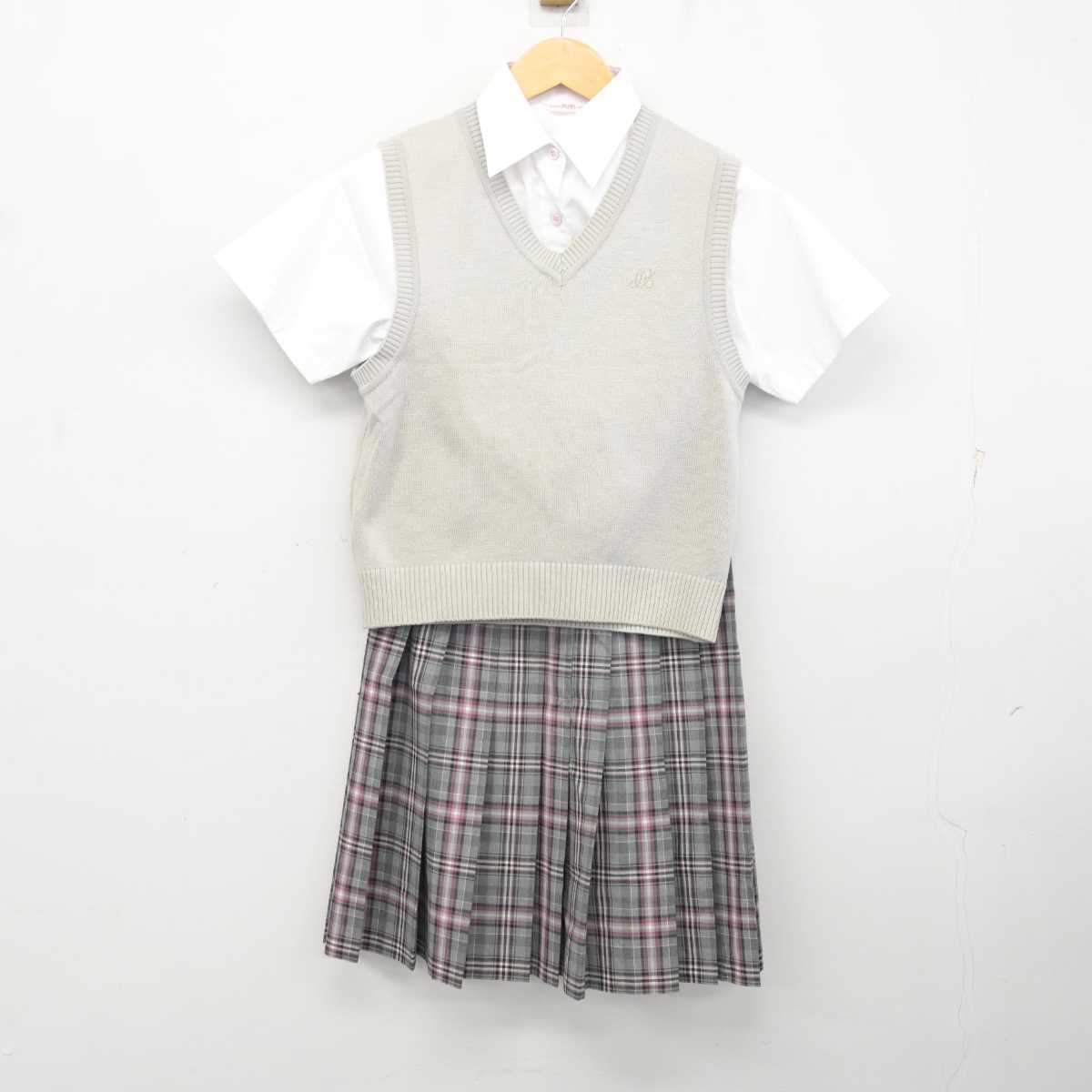 【中古】埼玉県 大妻嵐山高等学校 女子制服 3点 (ニットベスト・シャツ・スカート) sf075810