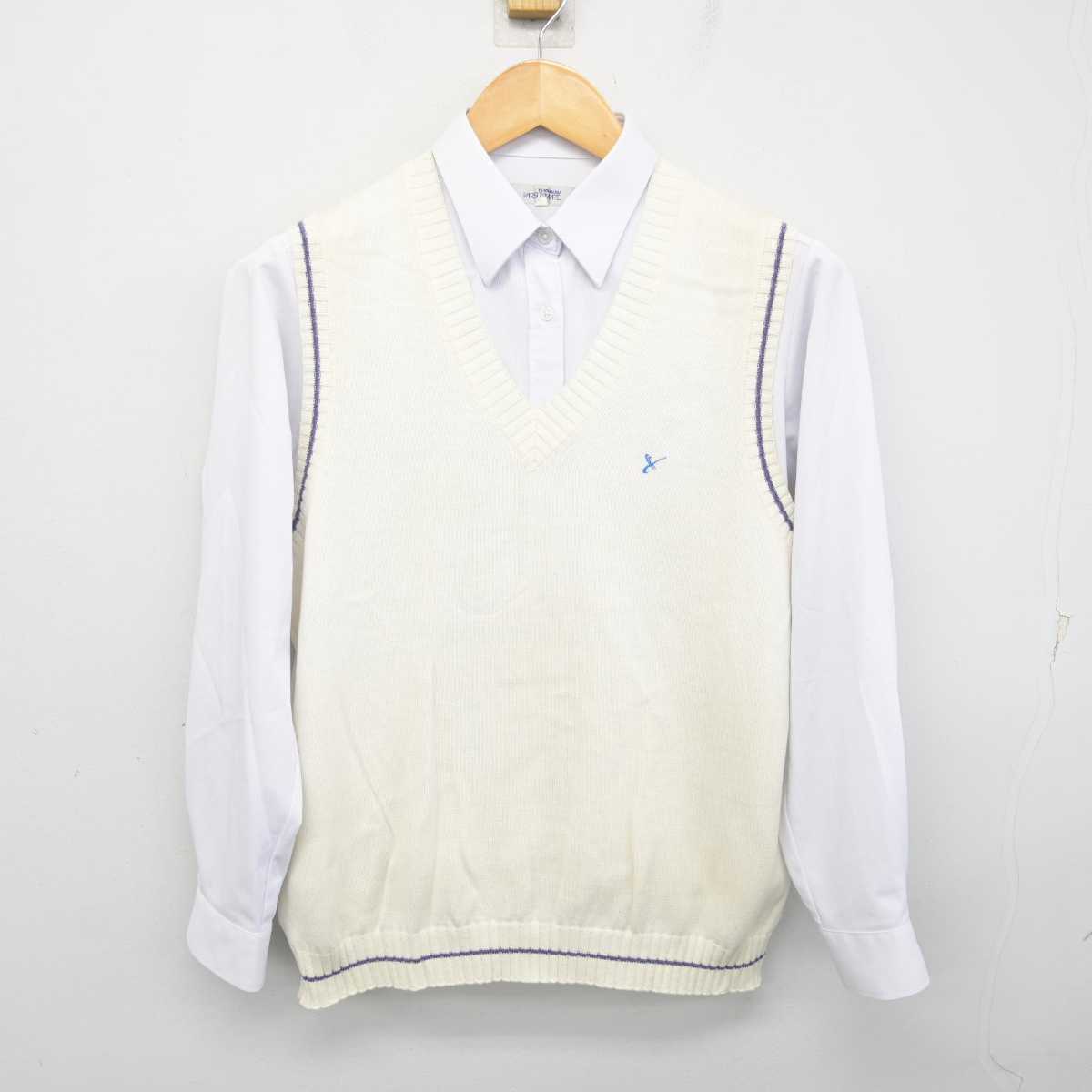 【中古】埼玉県 山村学園高等学校 女子制服 2点 (ニットベスト・シャツ) sf075915