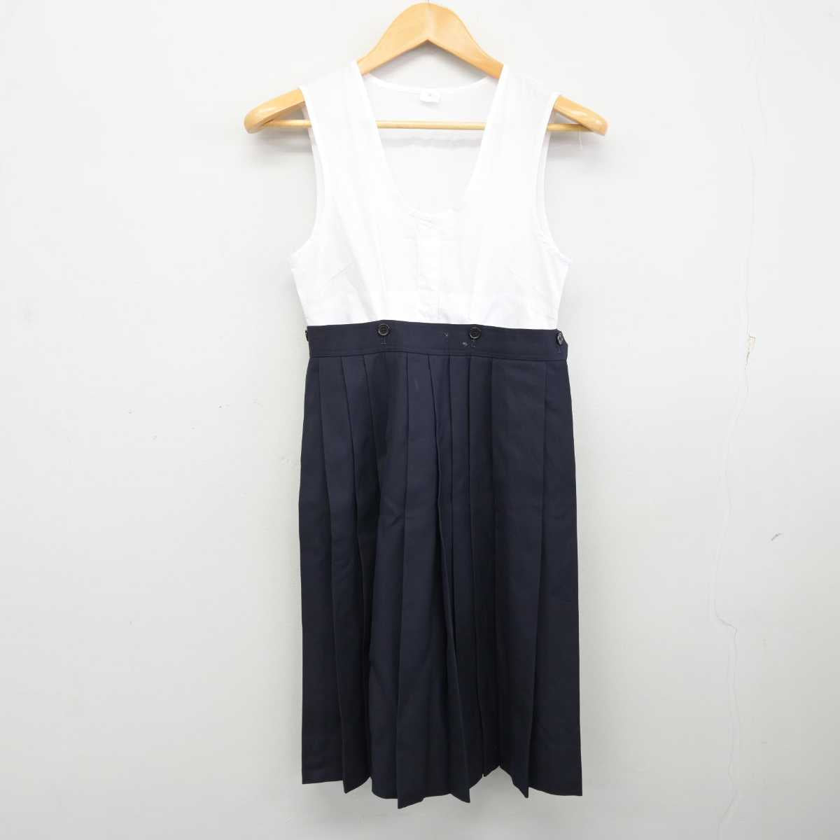 【中古】東京都 共立女子中学校 女子制服 4点 (セーラー服・スカート) sf075979