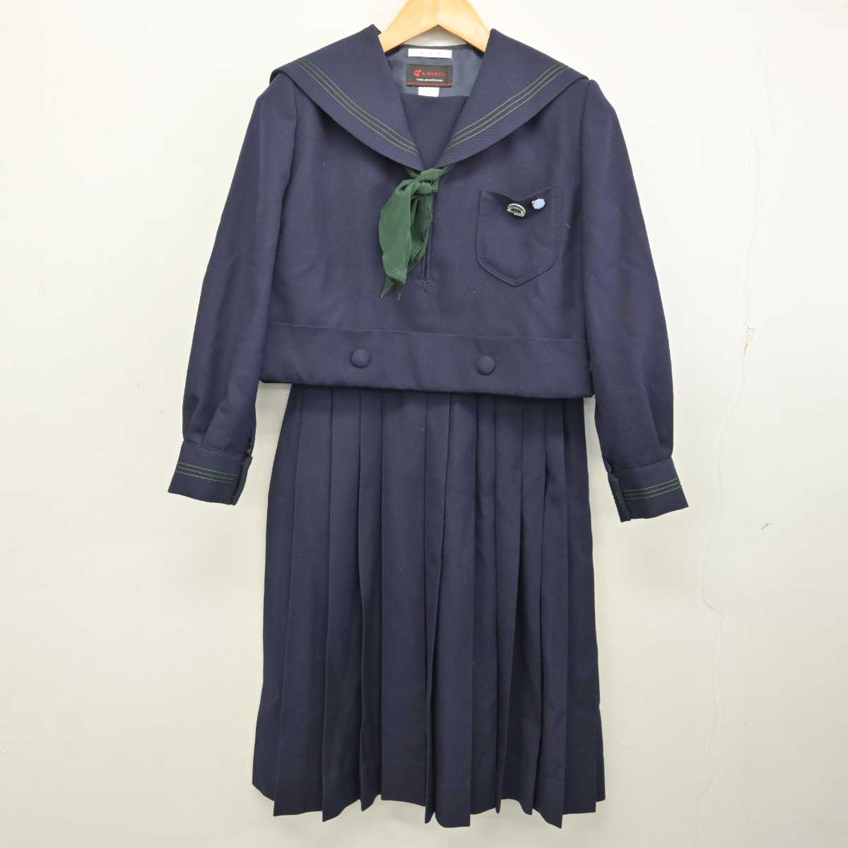 【中古】大阪府 樟蔭高等学校 女子制服 5点 (セーラー服・スカート) sf076104