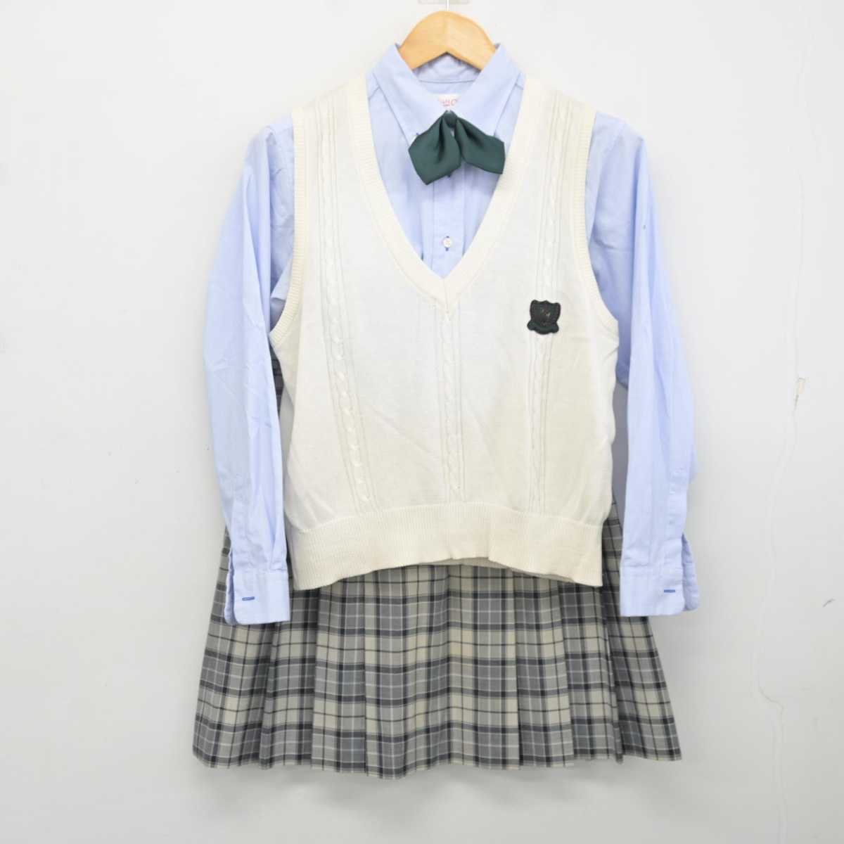 【中古】東京都 錦城高等学校 女子制服 4点 (ニットベスト・シャツ・スカート) sf076149