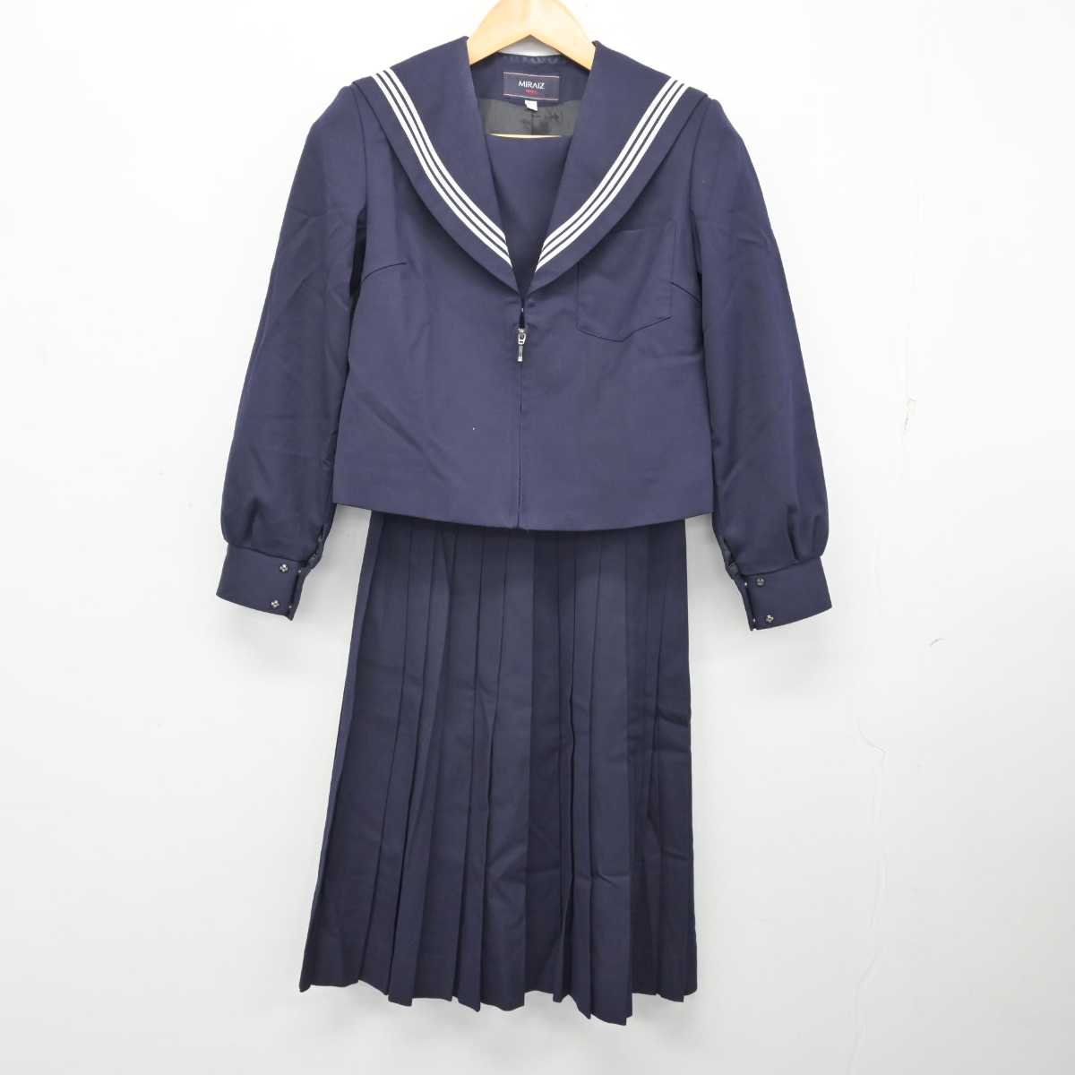 【中古】愛知県 西成東部中学校 女子制服 2点 (セーラー服・スカート) sf076177