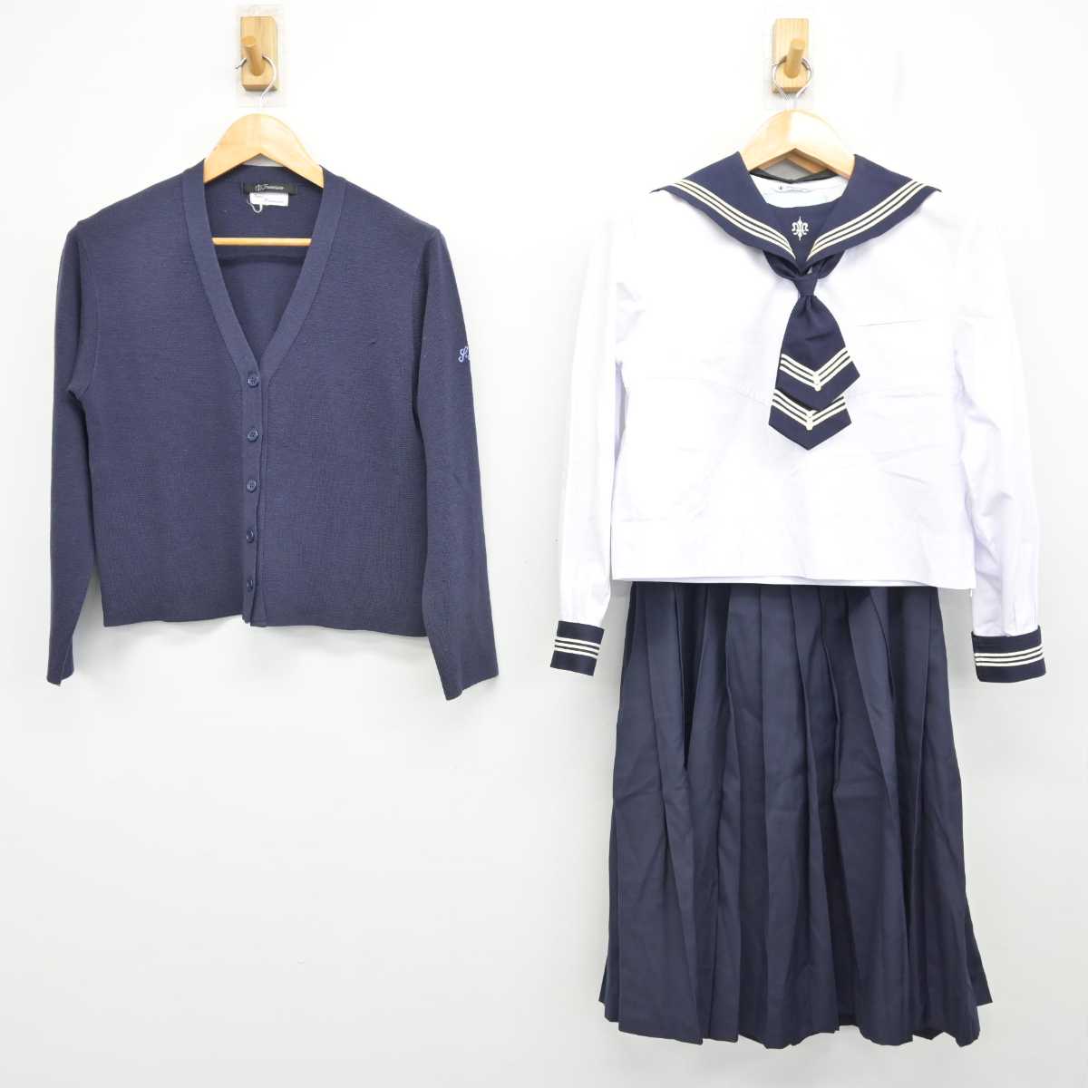 【中古】神奈川県 函嶺白百合学園高等学校 女子制服 4点 (ニット・セーラー服・スカート) sf076236