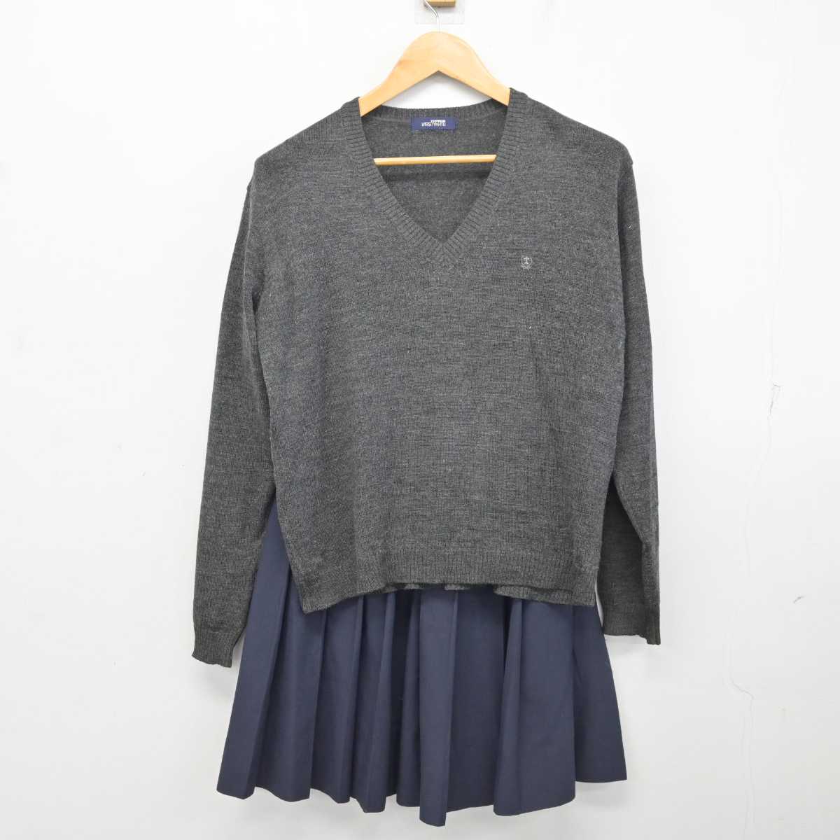 【中古】京都府 京都聖母学院中学校・高等学校 女子制服 2点 (ニット・スカート) sf076286