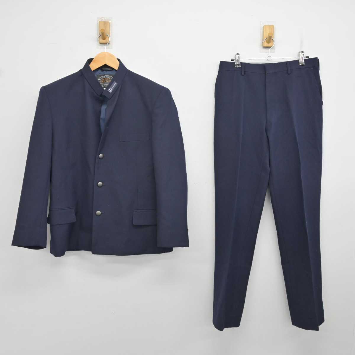 【中古】奈良県 帝塚山中学校・高等学校 男子制服 2点 (学ラン・ズボン) sf076287