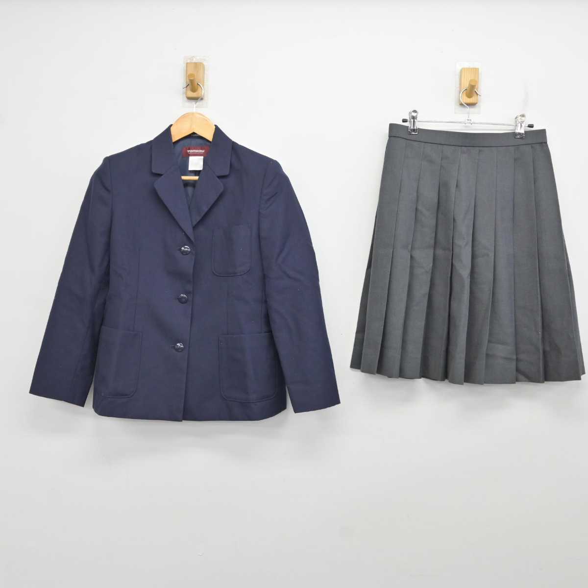 【中古】神奈川県 鶴見支援学校 女子制服 3点 (ブレザー・スカート) sf076410