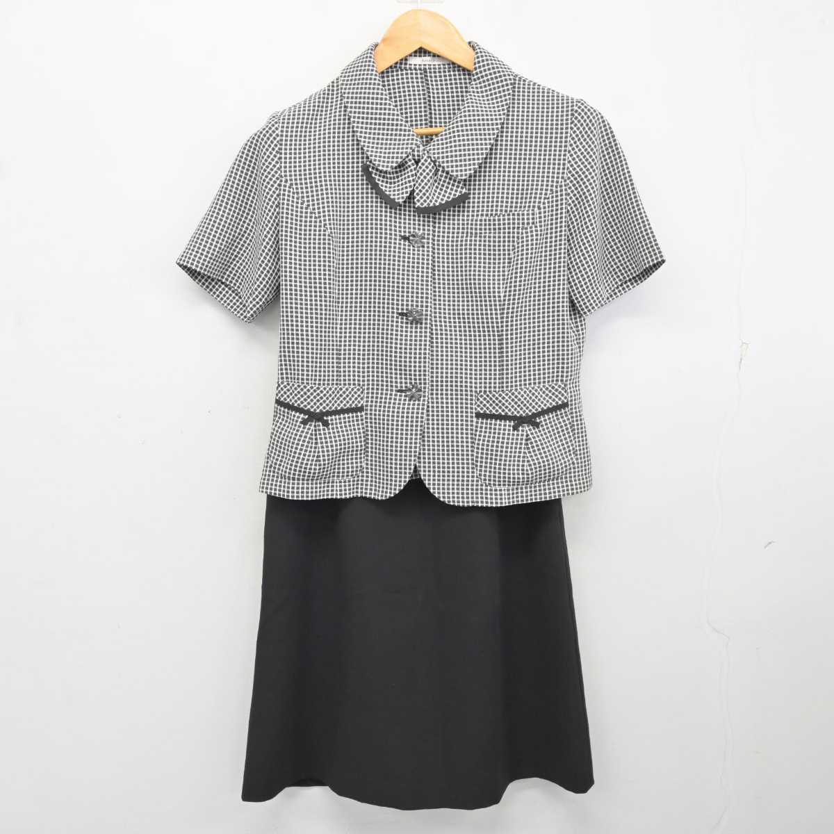 【中古】 事務服 女子制服 3点 (ブラウス・スカート) sf076411