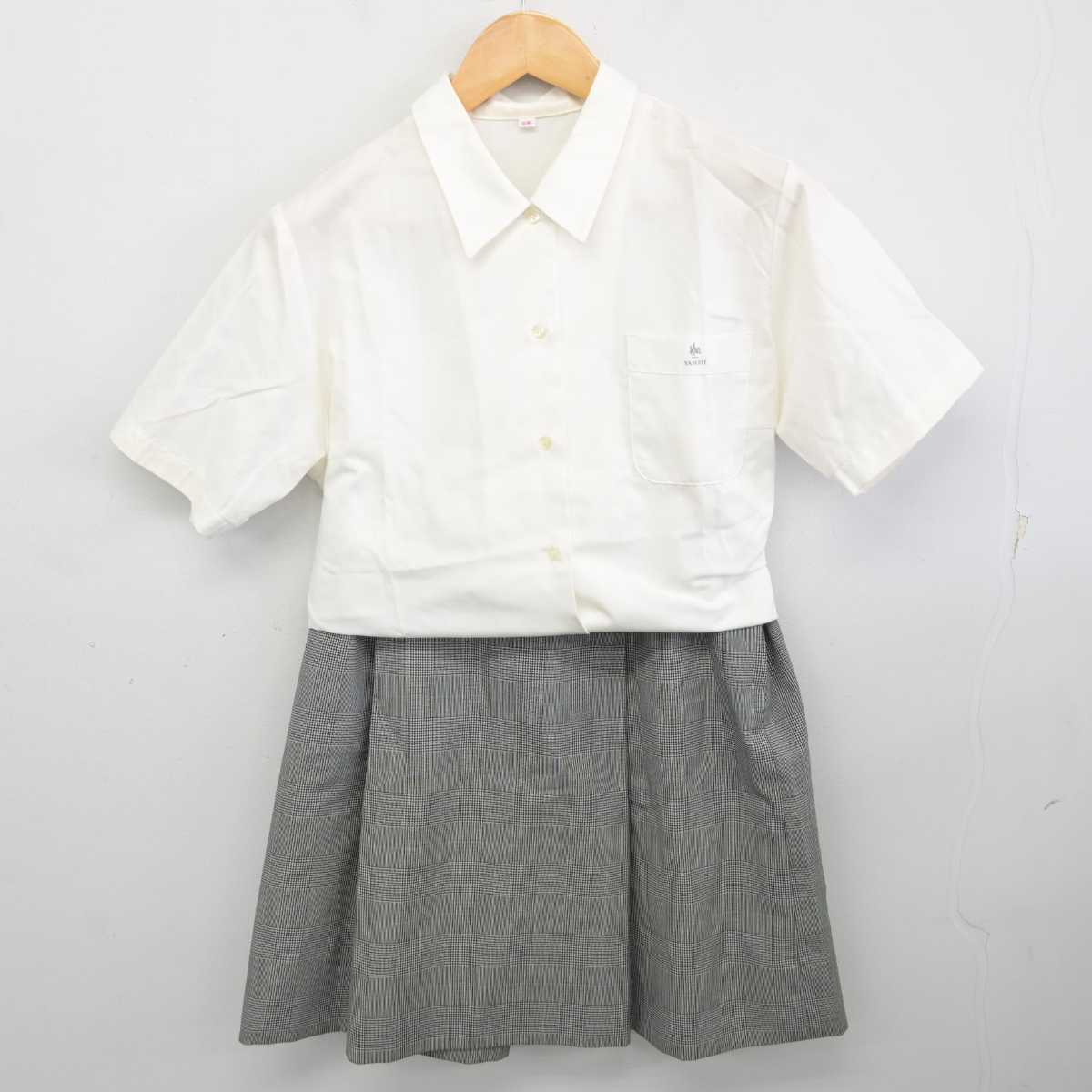 【中古】神奈川県 山手学院高等学校 女子制服 3点 (シャツ・スカート) sf076460