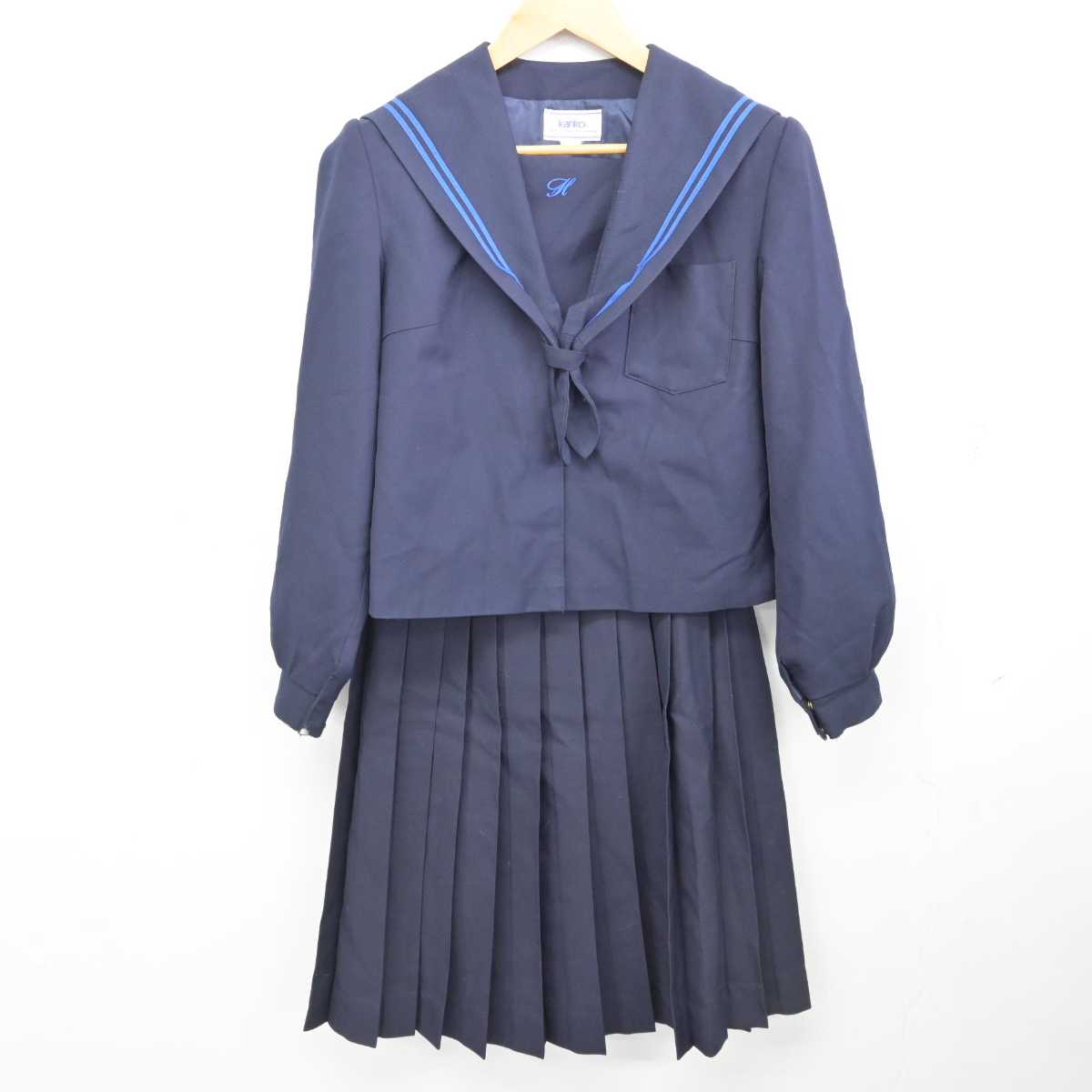 【中古】山口県 平川中学校 女子制服 2点 (セーラー服・スカート) sf076466