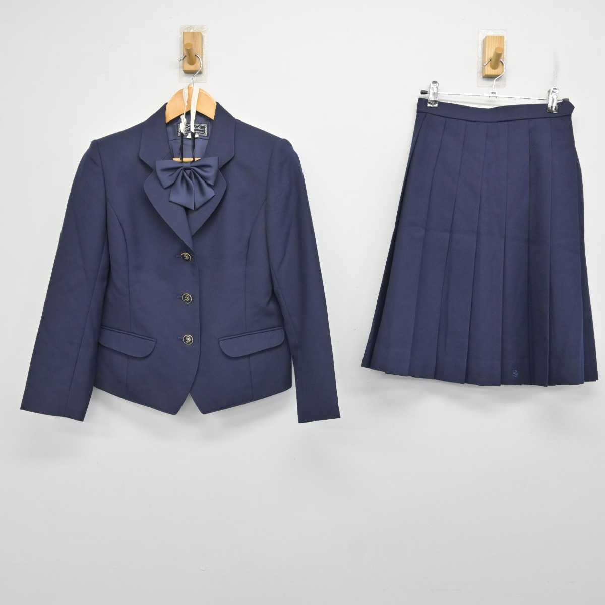 【中古】神奈川県 相模女子大学高等部 女子制服 3点 (ブレザー・スカート) sf076550