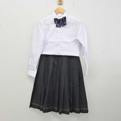 【中古】北海道 北白石中学校 女子制服 4点 (ブレザー・シャツ・スカート) sf076569