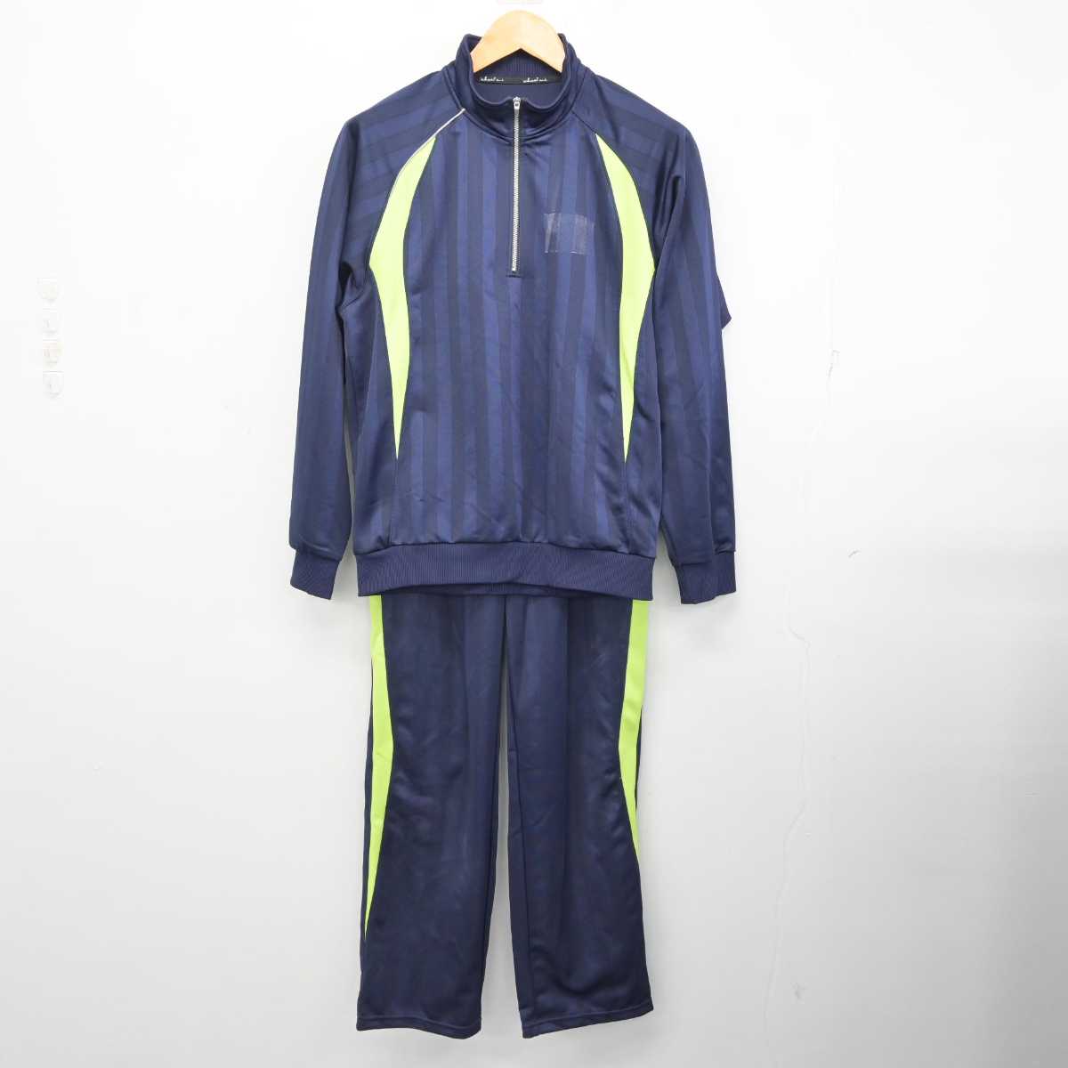 【中古】愛知県 日進北中学校 女子制服 3点 (ジャージ 上・ジャージ 下・体操服 下) sf076626