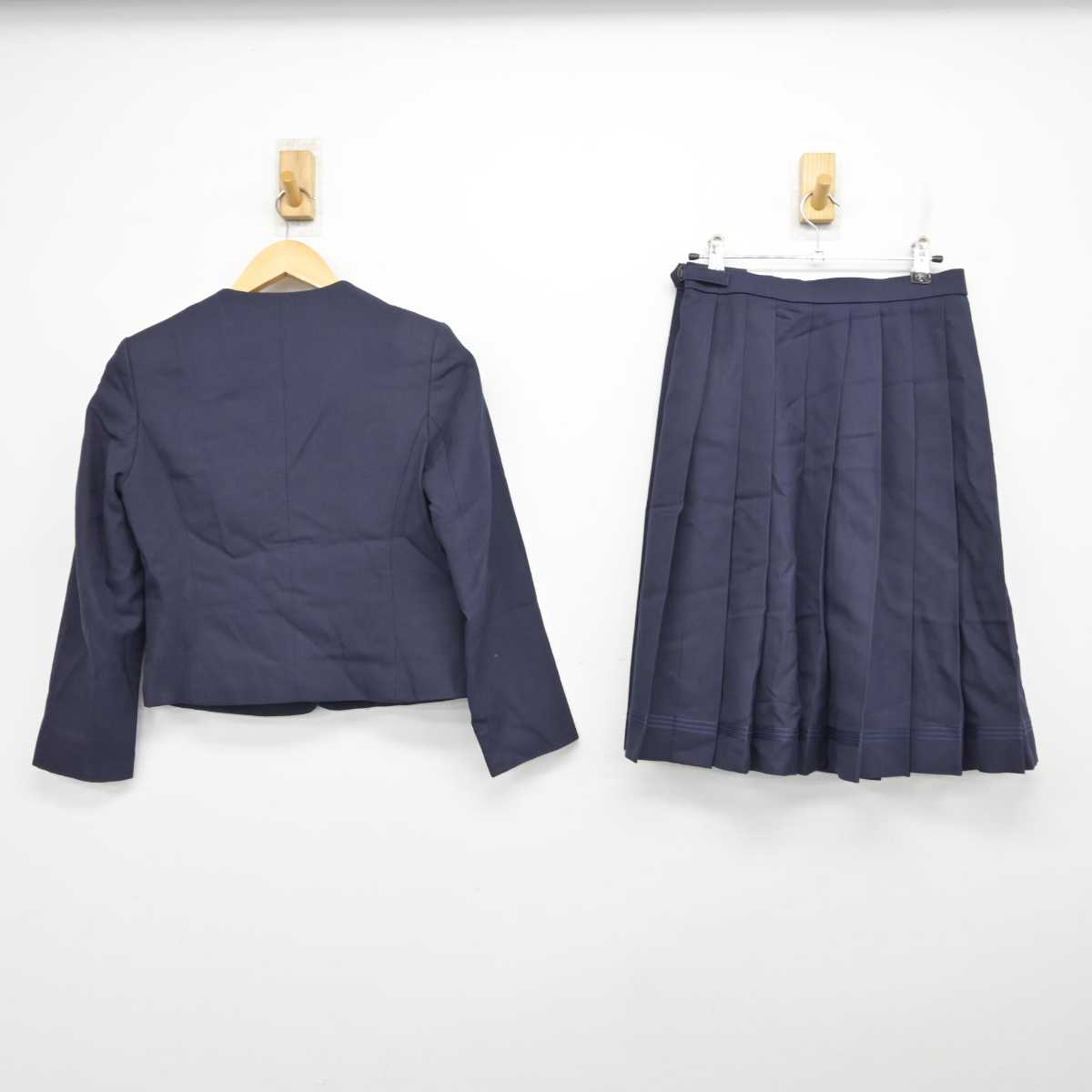 【中古】長崎県 活水中学校・高等学校 女子制服 2点 (ブレザー・スカート) sf076703