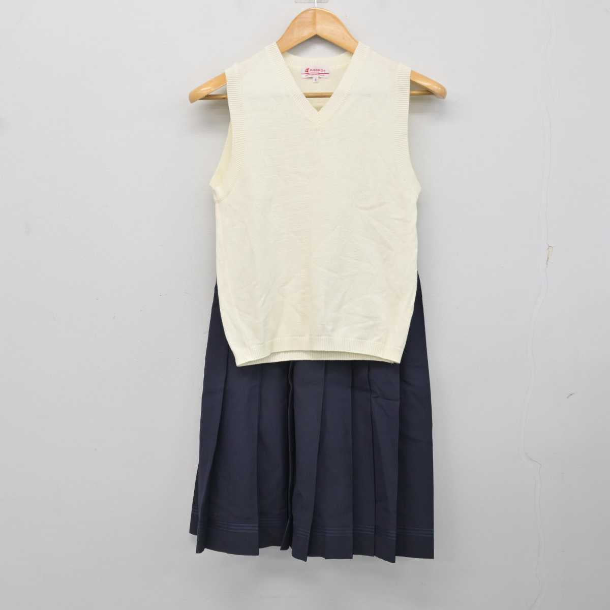 【中古】長崎県 活水中学校・高等学校 女子制服 2点 (ニットベスト・スカート) sf076704