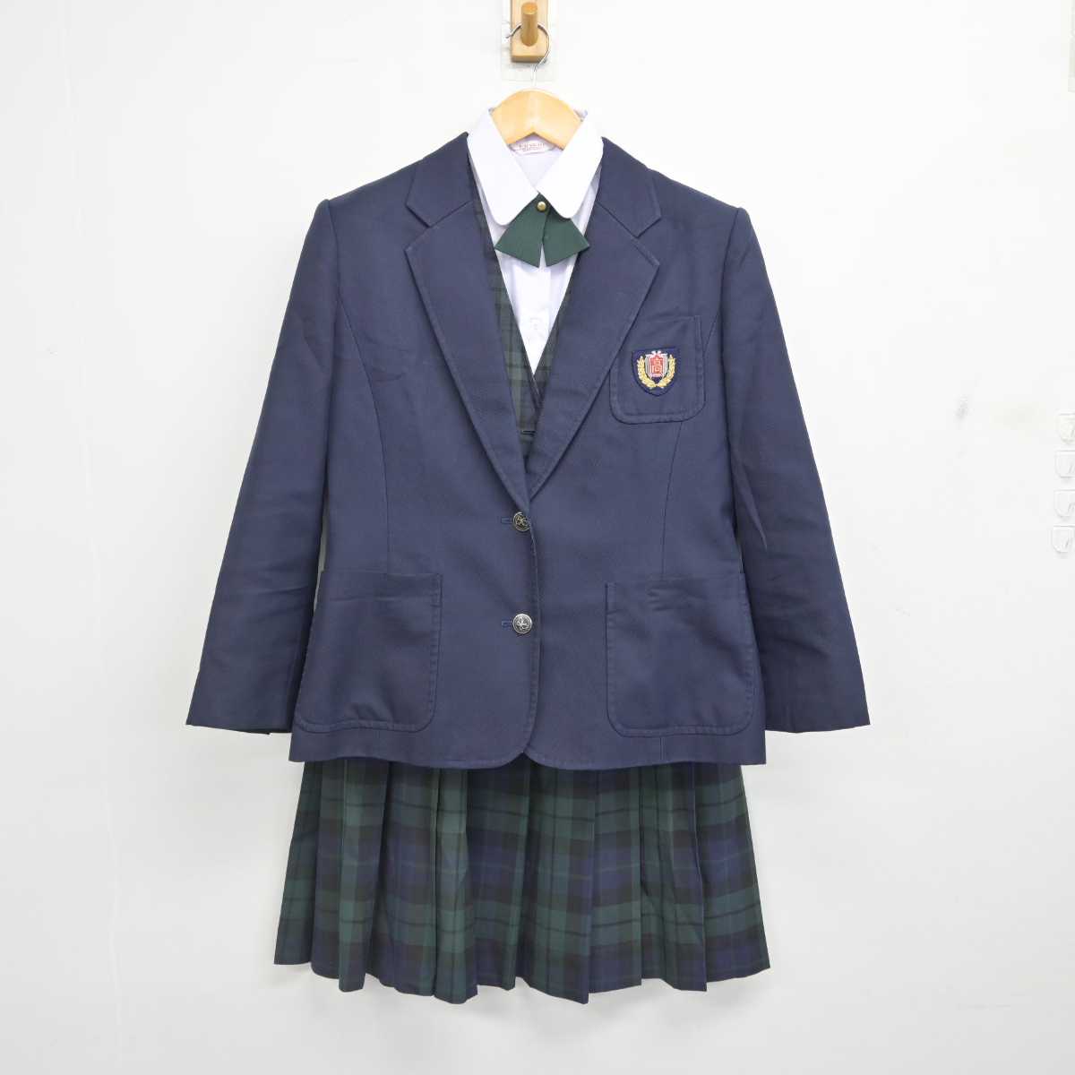 【中古】宮崎県 鵬翔高等学校 女子制服 6点 (ブレザー・ベスト・シャツ・スカート) sf076742