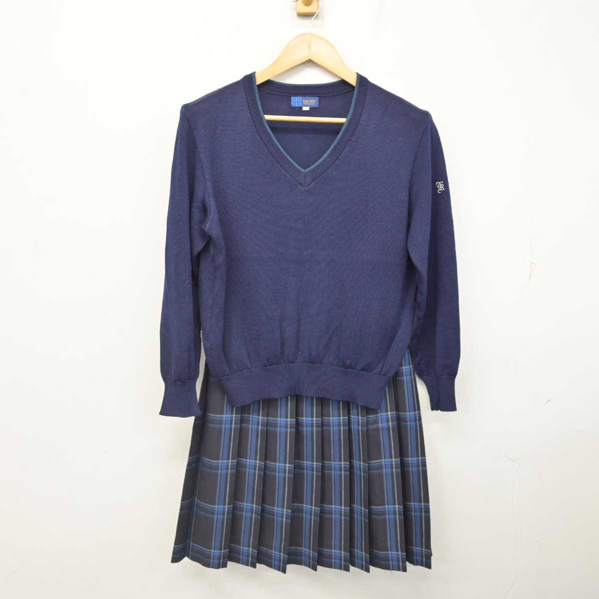 【中古】東京都 東京家政大学附属女子高等学校 女子制服 2点 (ニット・スカート) sf076791