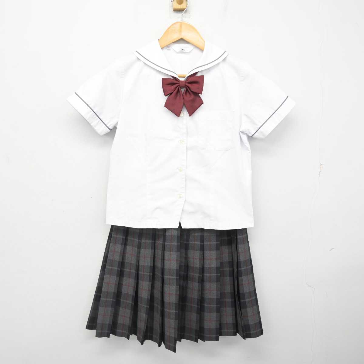 【中古】大阪府 梅花高等学校 女子制服 3点 (シャツ・スカート) sf076805