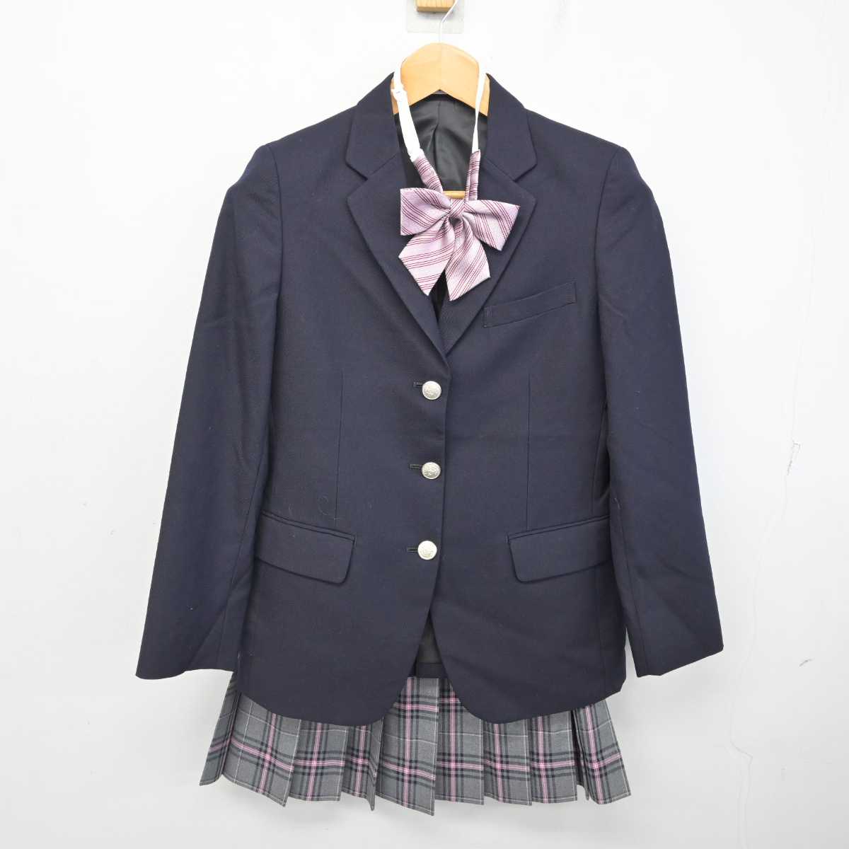 【中古】 クラーク記念国際高等学校 女子制服 4点 (ブレザー・スカート) sf076855