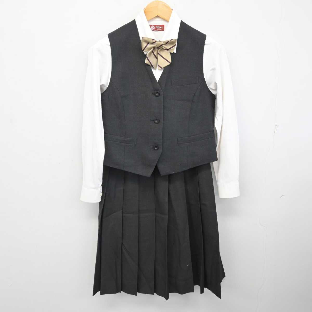 【中古】福岡県 福岡工業高等学校 女子制服 5点 (ブレザー・ベスト・シャツ・スカート) sf076856