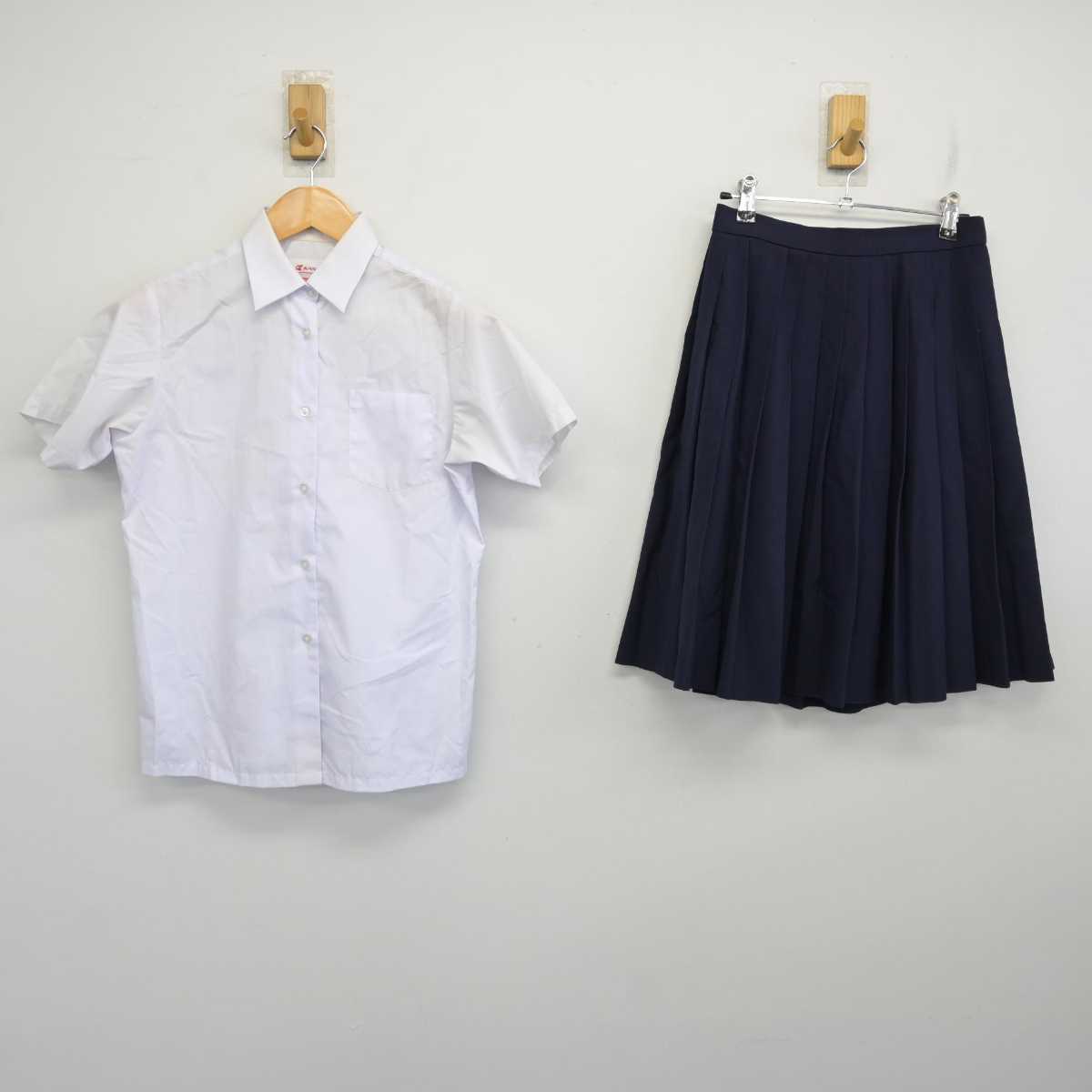 【中古】兵庫県 夢野台高等学校/旧制服 女子制服 2点 (シャツ・スカート) sf076888