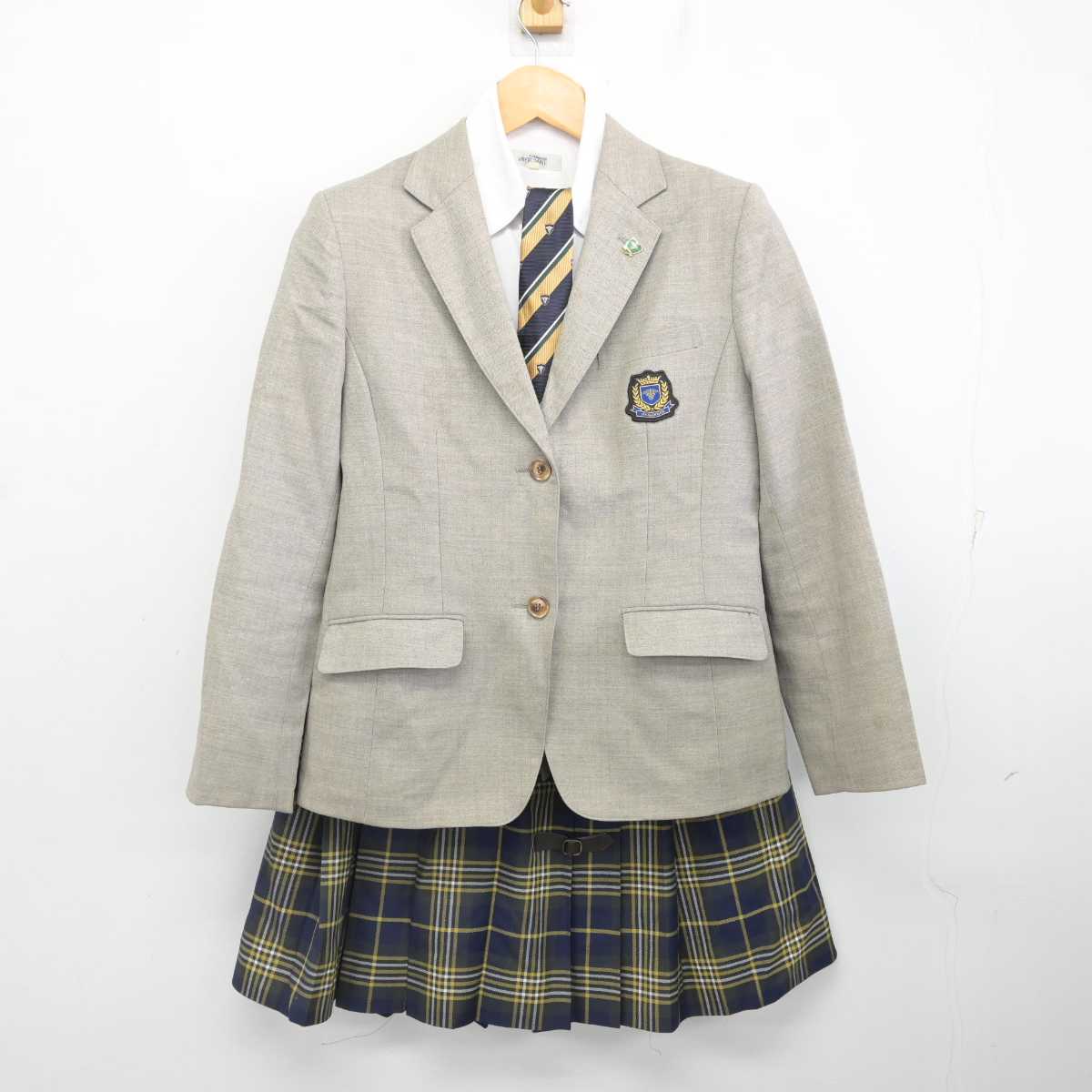 【中古】福岡県 沖学園高等学校 女子制服 6点 (ブレザー・ニット・シャツ・スカート) sf076916