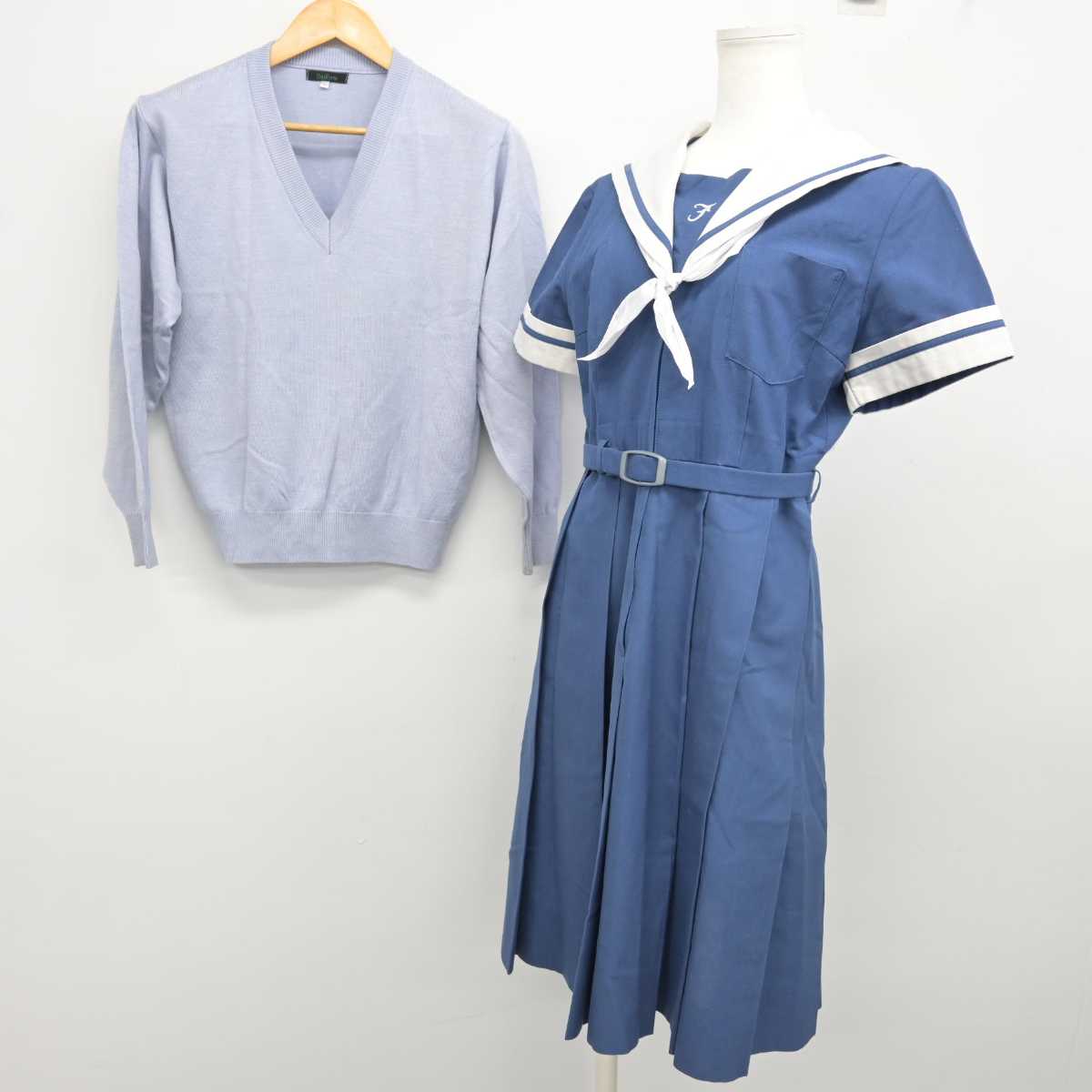 【中古】熊本県 熊本学園大学付属高等学校 女子制服 3点 (ニット・ワンピース) sf076989