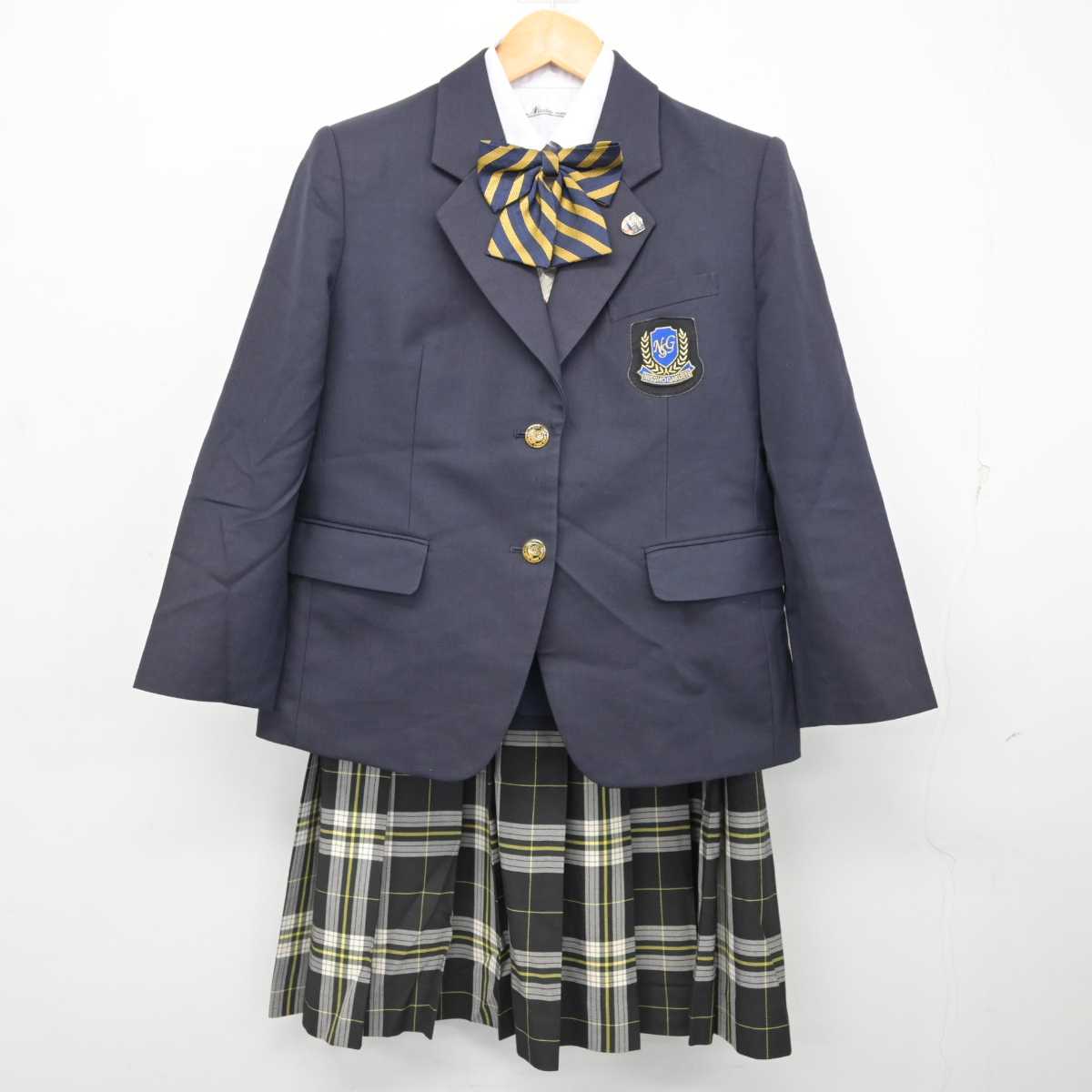 【中古】鹿児島県 鹿児島城西高等学校 女子制服 6点 (ブレザー・ニット・シャツ・スカート) sf077007