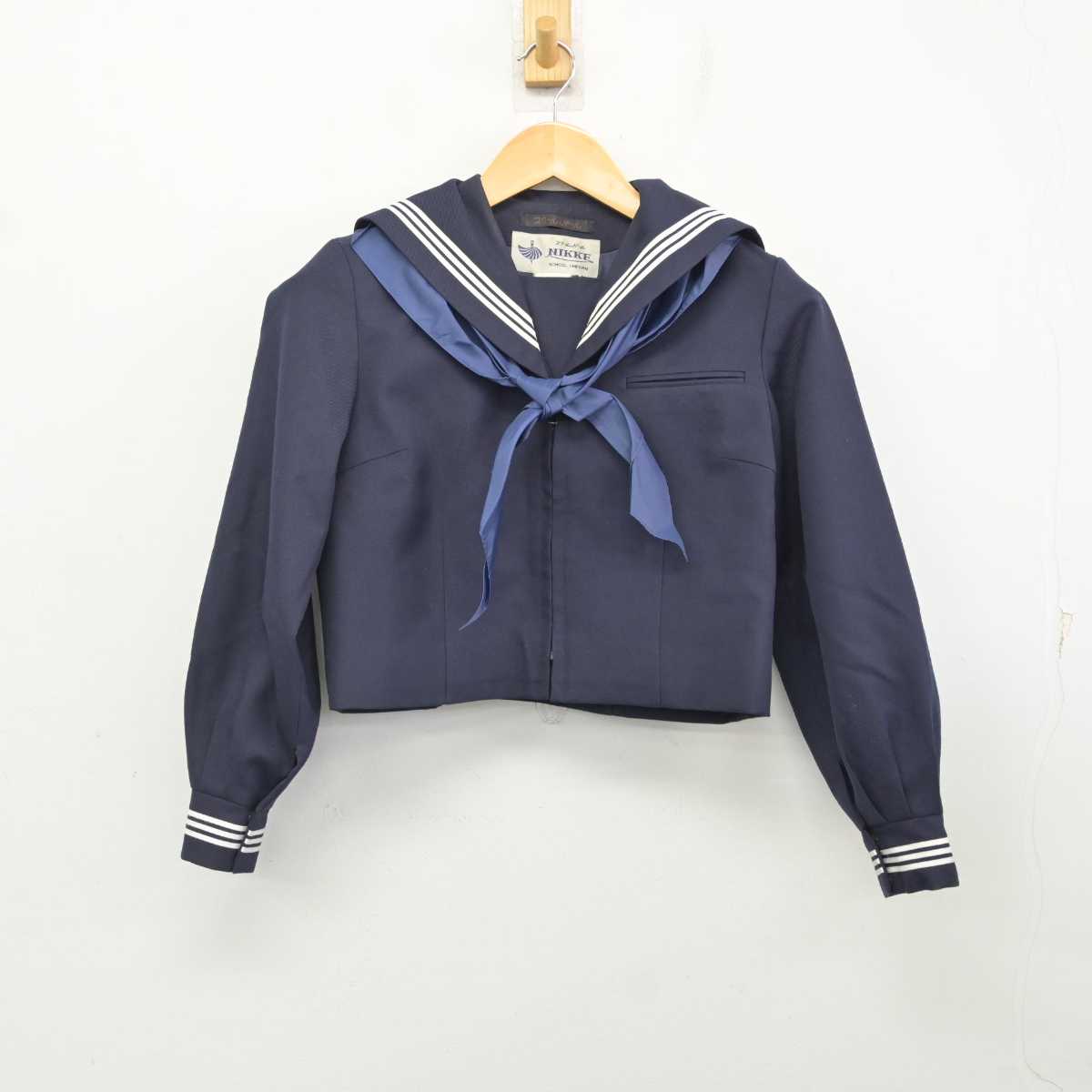 【中古】 学校名不明 女子制服 2点 (セーラー服) sf077062