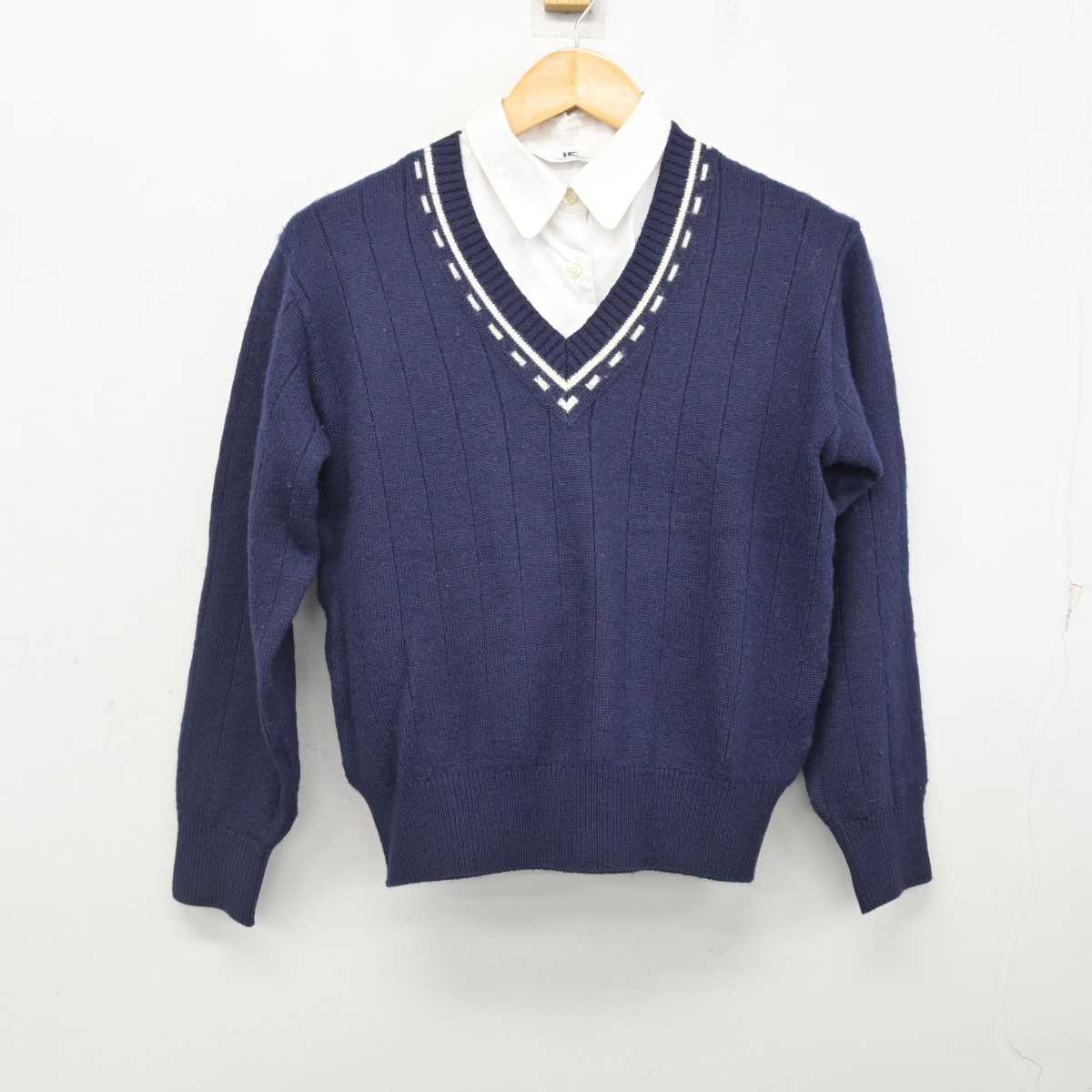 【中古】千葉県 千葉学芸高等学校 女子制服 2点 (ニット・シャツ) sf077068