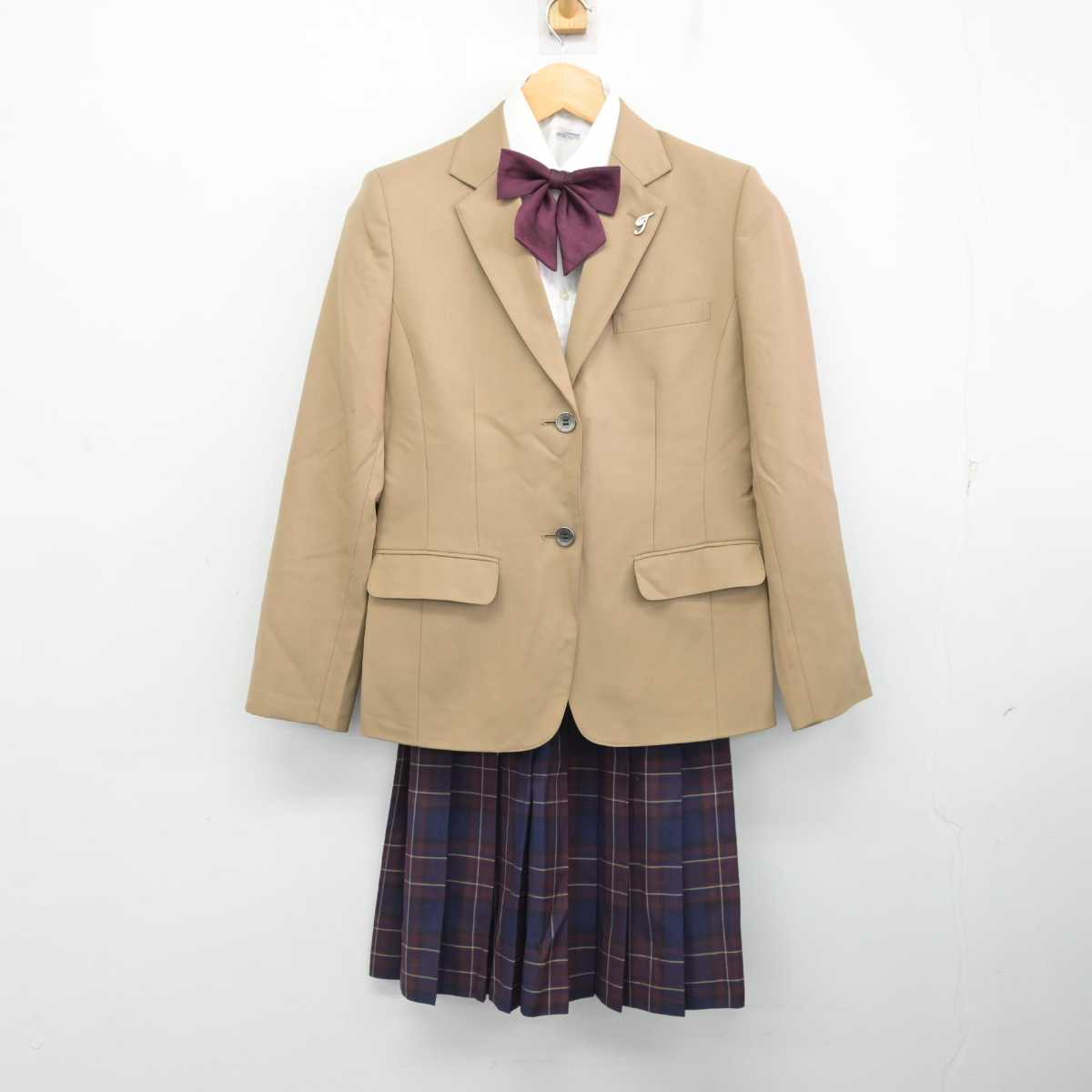 【中古】京都府 鳥羽高等学校 女子制服 5点 (ブレザー・シャツ・スカート) sf077076