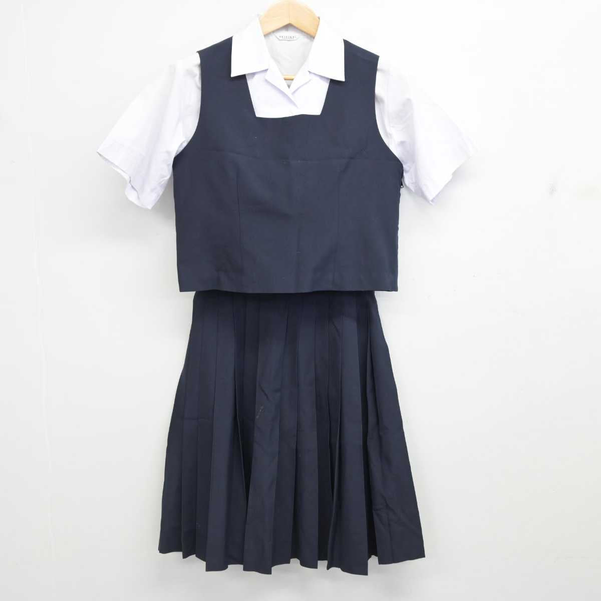 【中古】東京都 昭和高等学校 女子制服 3点 (ベスト・シャツ・スカート) sf077104