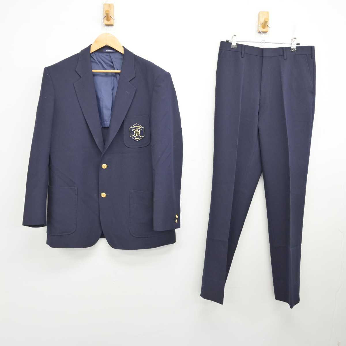 【中古】北海道 酪農学園大学附属とわの森三愛高等学校 男子制服 3点 (ブレザー・ズボン) sf077132