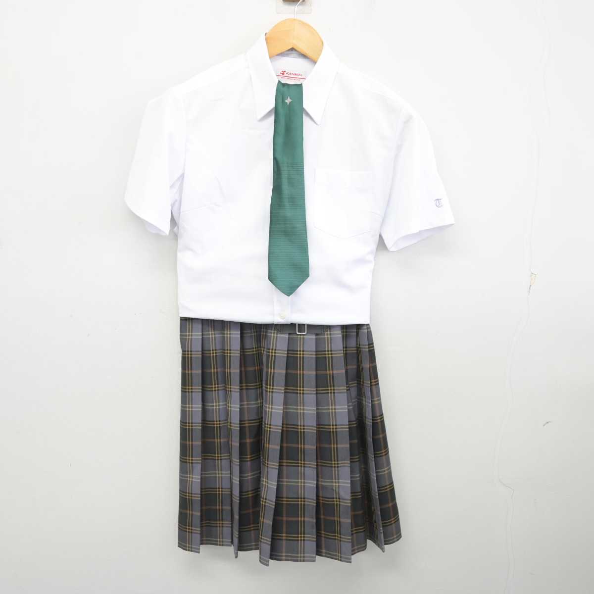 【中古】岐阜県 帝京大学可児高等学校 女子制服 3点 (シャツ・スカート) sf077154