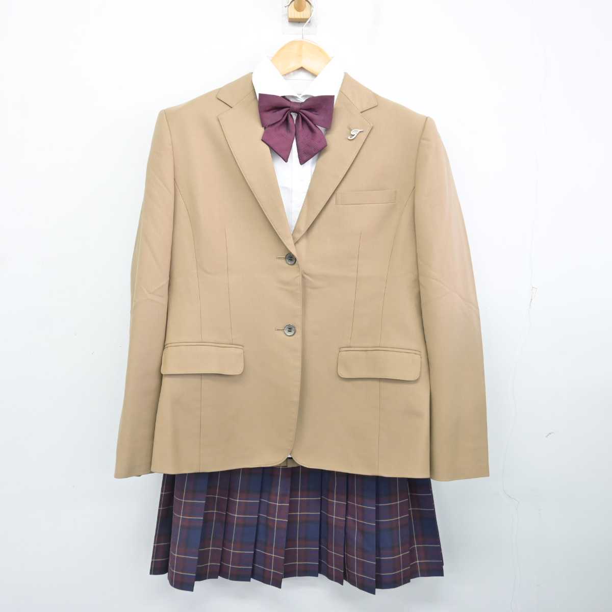 【中古】京都府 鳥羽高等学校 女子制服 5点 (ブレザー・シャツ・スカート) sf077177