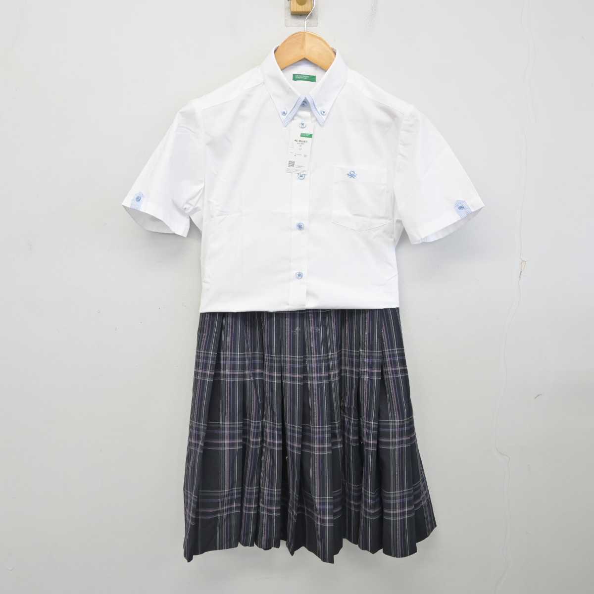 【中古】岡山県 岡山龍谷高等学校 女子制服 2点 (シャツ・スカート) sf077190