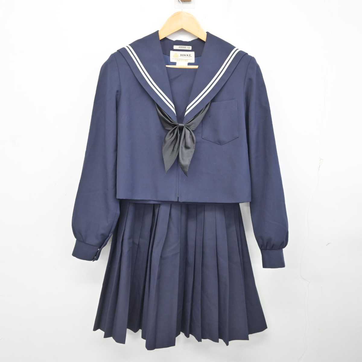 【中古】岐阜県 稲羽中学校 女子制服 3点 (セーラー服・スカート) sf077195