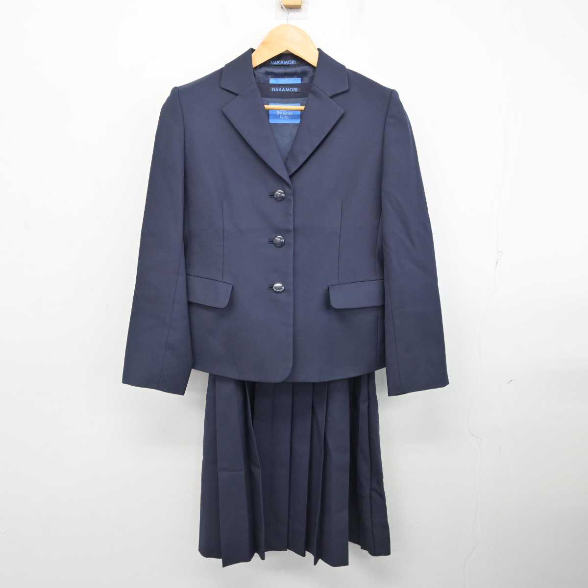 【中古】茨城県 土浦第二高等学校 女子制服 2点 (ブレザー・ジャンパースカート) sf077217