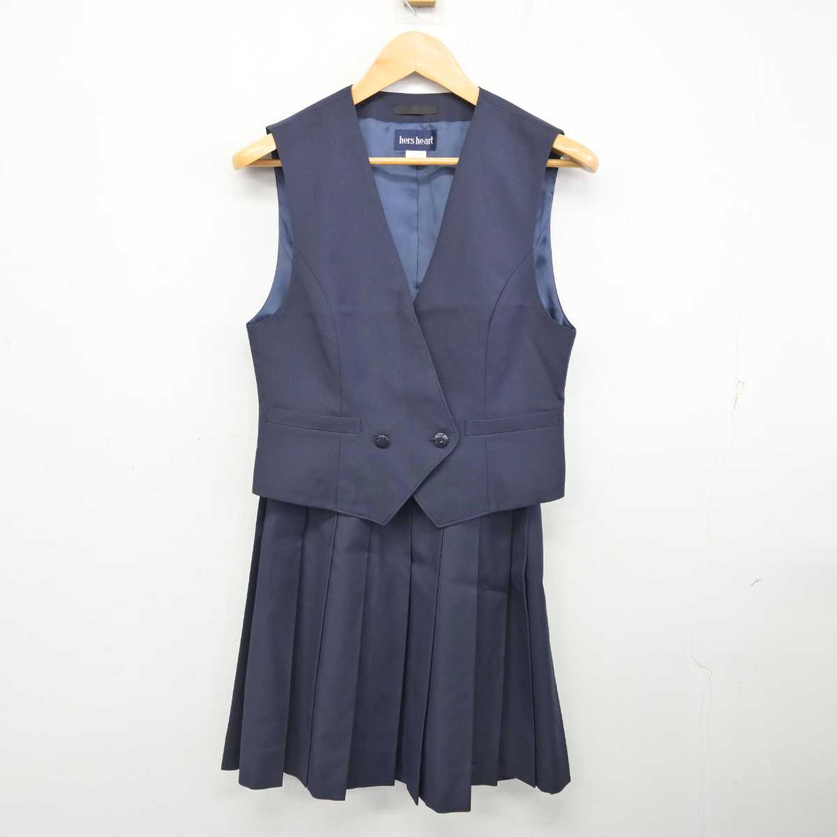 【中古】茨城県 土浦第二高等学校 女子制服 2点 (ベスト・スカート) sf077218