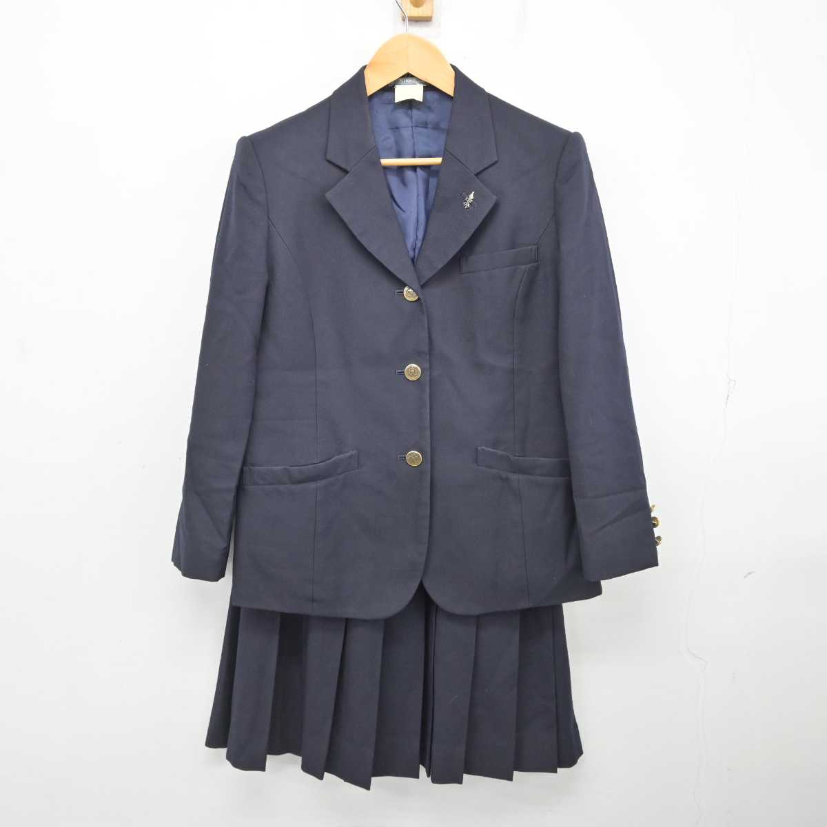 【中古】高知県 高知中央高等学校 女子制服 4点 (ブレザー・ニットベスト・スカート) sf077220