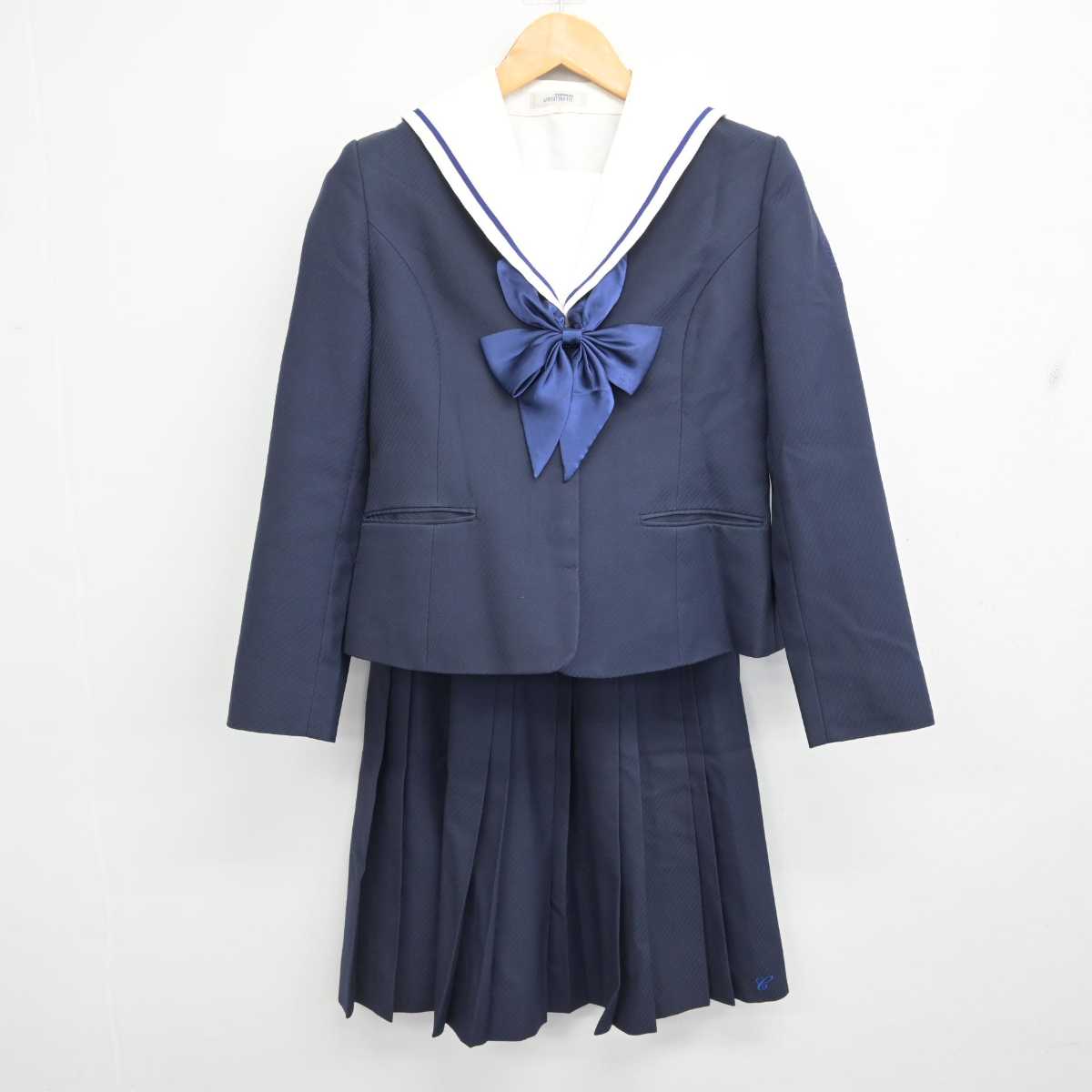 【中古】神奈川県 カリタス女子中学高等学校 女子制服 5点 (ブレザー・セーラー服・スカート) sf077234