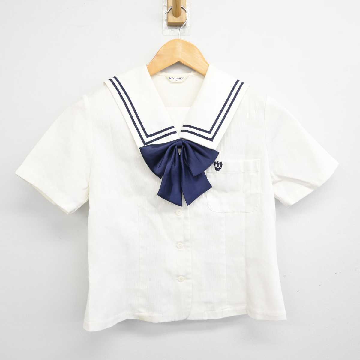 【中古】神奈川県 カリタス女子中学高等学校 女子制服 3点 (セーラー服・スカート) sf077235