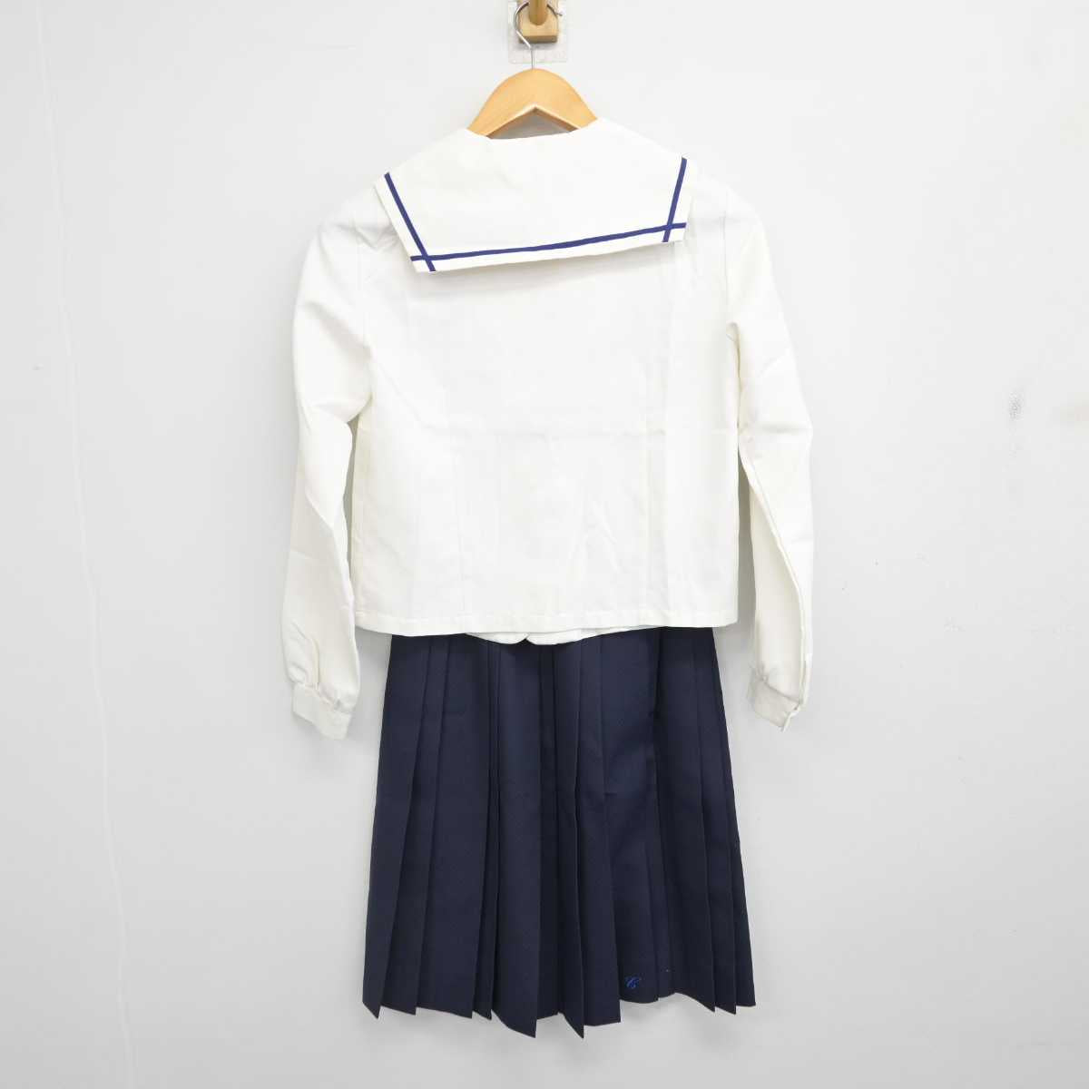 【中古】神奈川県 カリタス女子中学高等学校 女子制服 3点 (セーラー服・スカート) sf077236