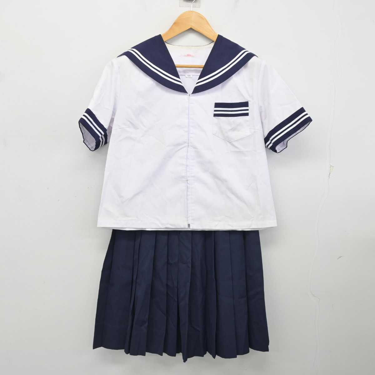 【中古】青森県 五所川原第一中学校 女子制服 2点 (セーラー服・スカート) sf077289